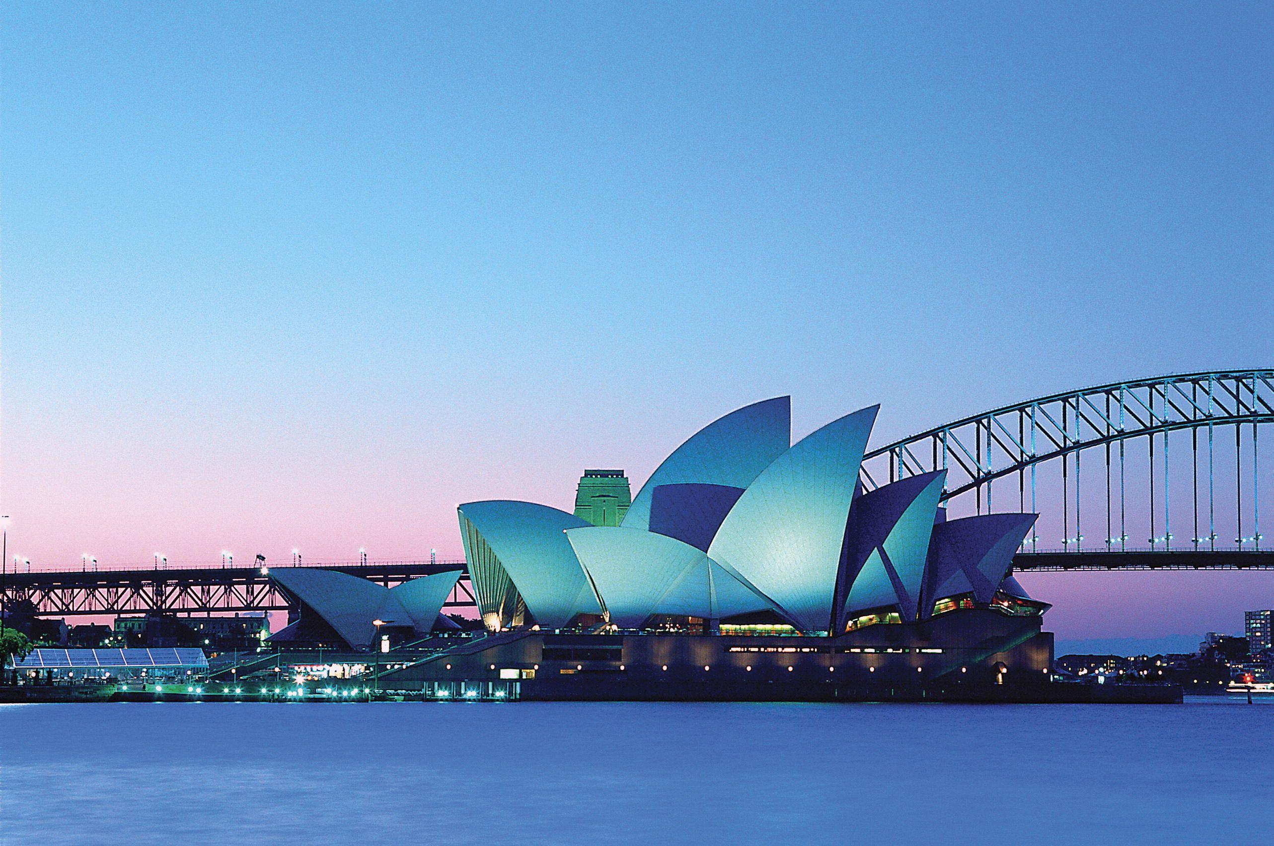 2565x1705 Australia Sydney Opera House Sunset Wallpaperx1705