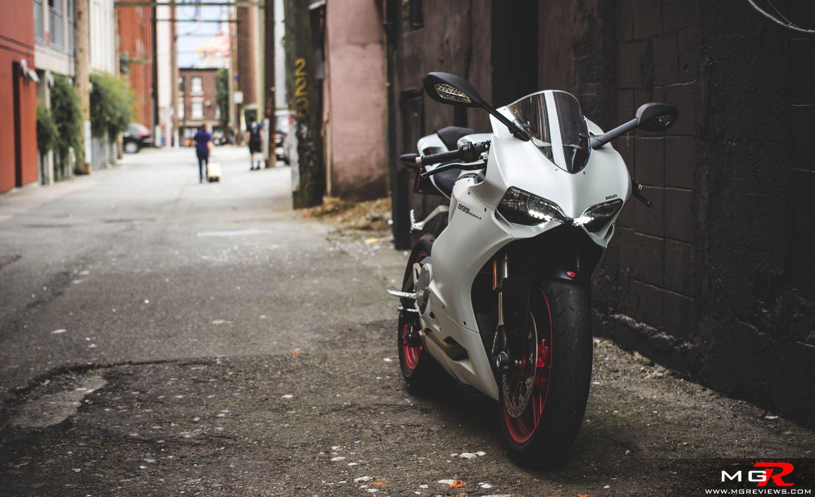 1680x1024 Ducati Panigale White Wallpaper