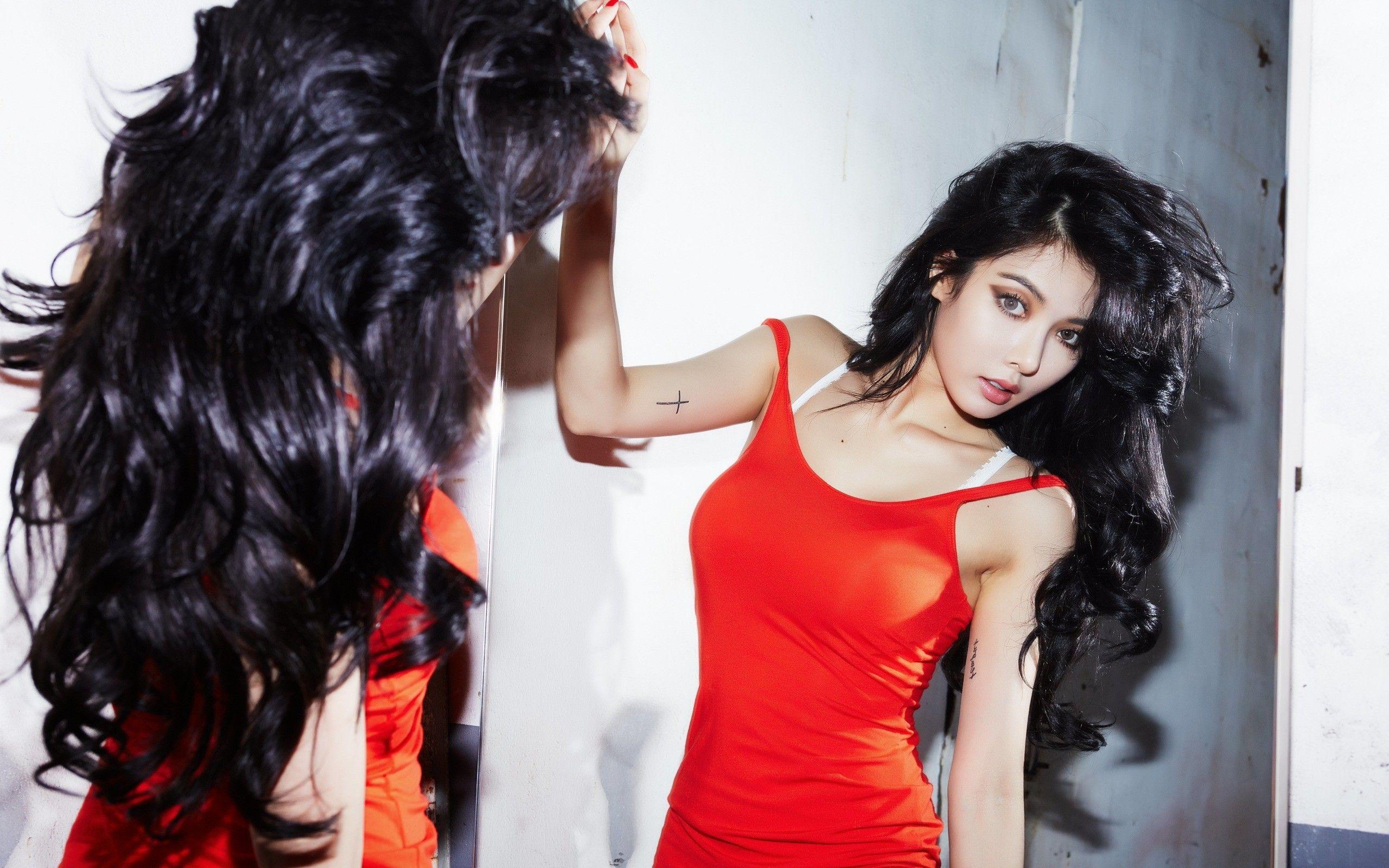 2560x1600 women hyuna Wallpaper HD / Desktop and Mobile Background