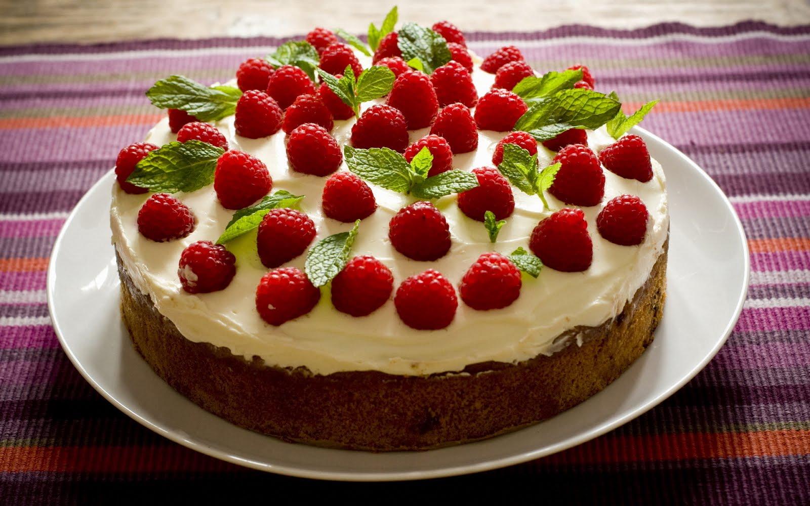 1600x1000 Wallpaper Background l Desktop Wallpaper l Download Wallpaper: strawberry cake