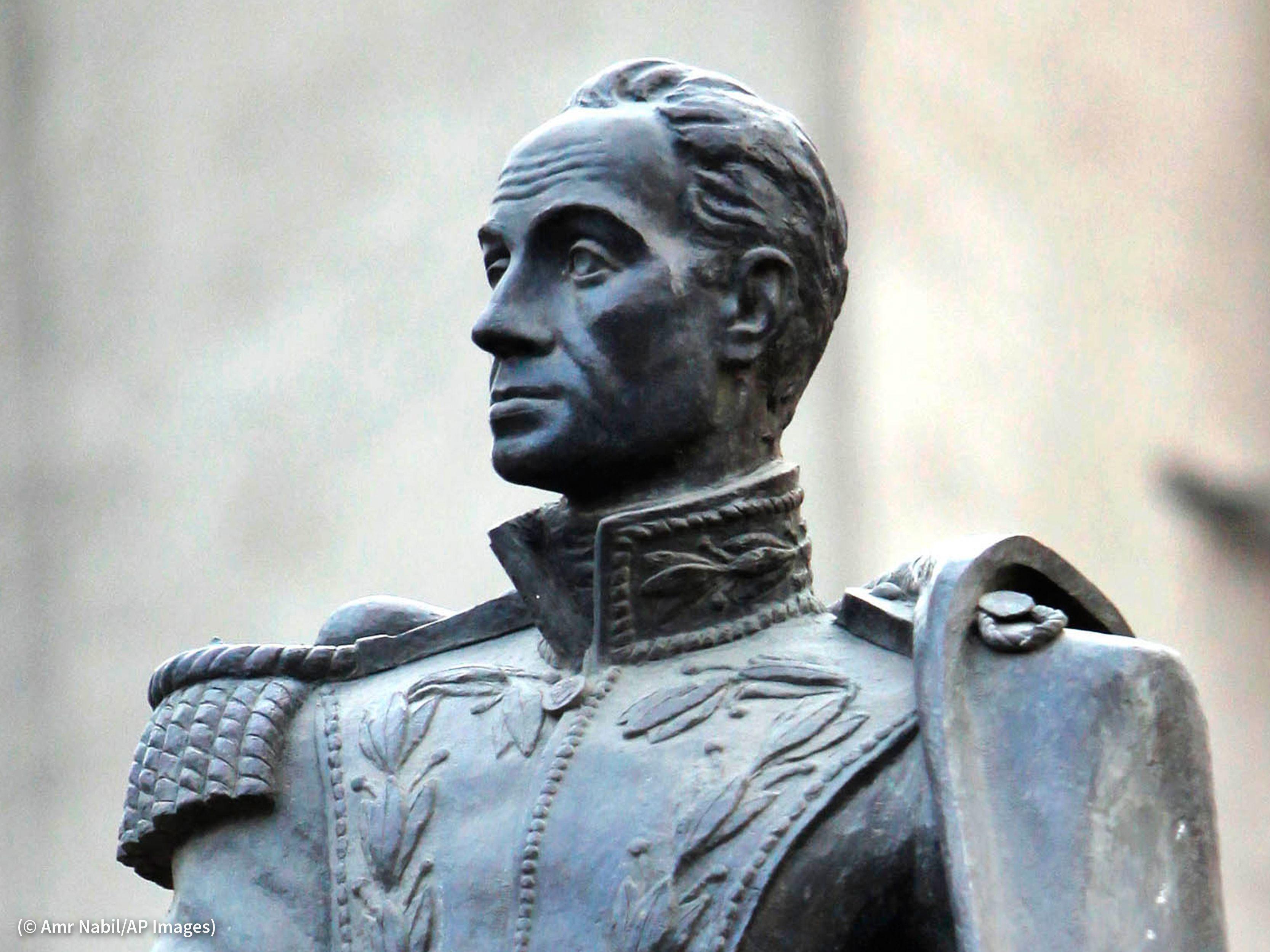 3333x2500 Honoring Simón Bolívar, liberator of South America