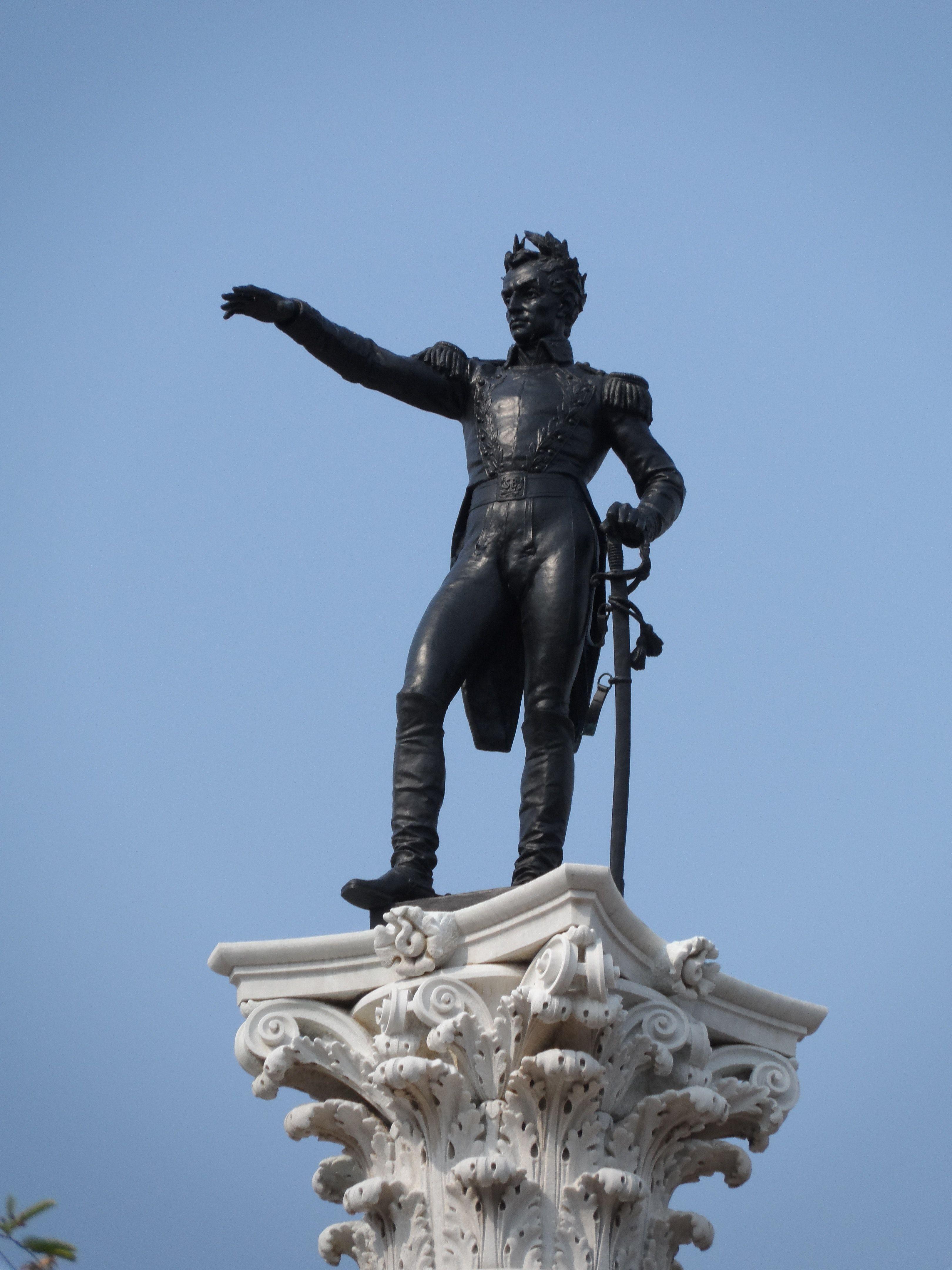 3240x4320 Free of Bolívar, cuadrado, estatua de simón bolívar