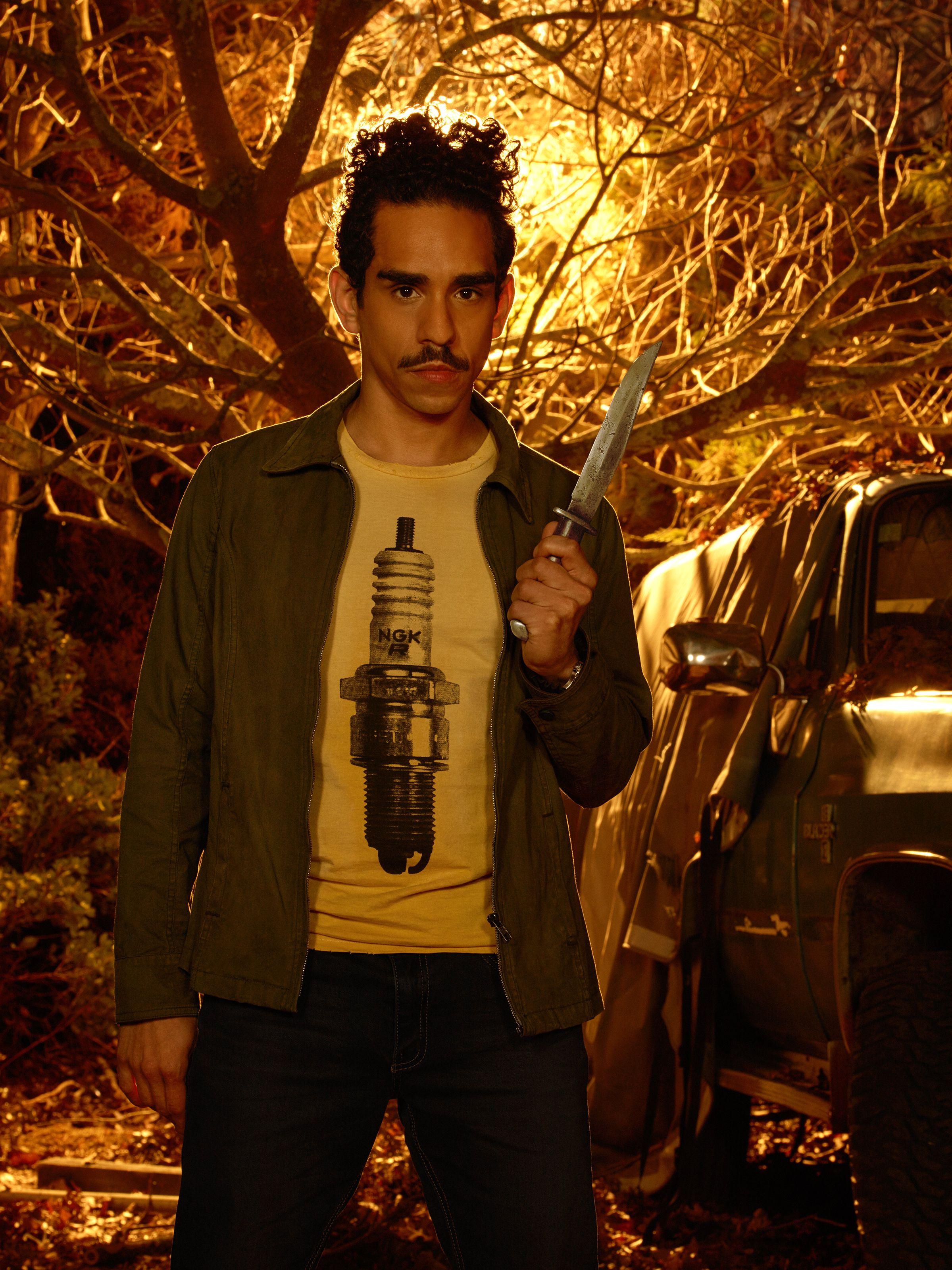 2399x3200 Ash Vs Evil Dead Season 1 Pablo Simon Bolivar Portrait vs Evil Dead fotografia