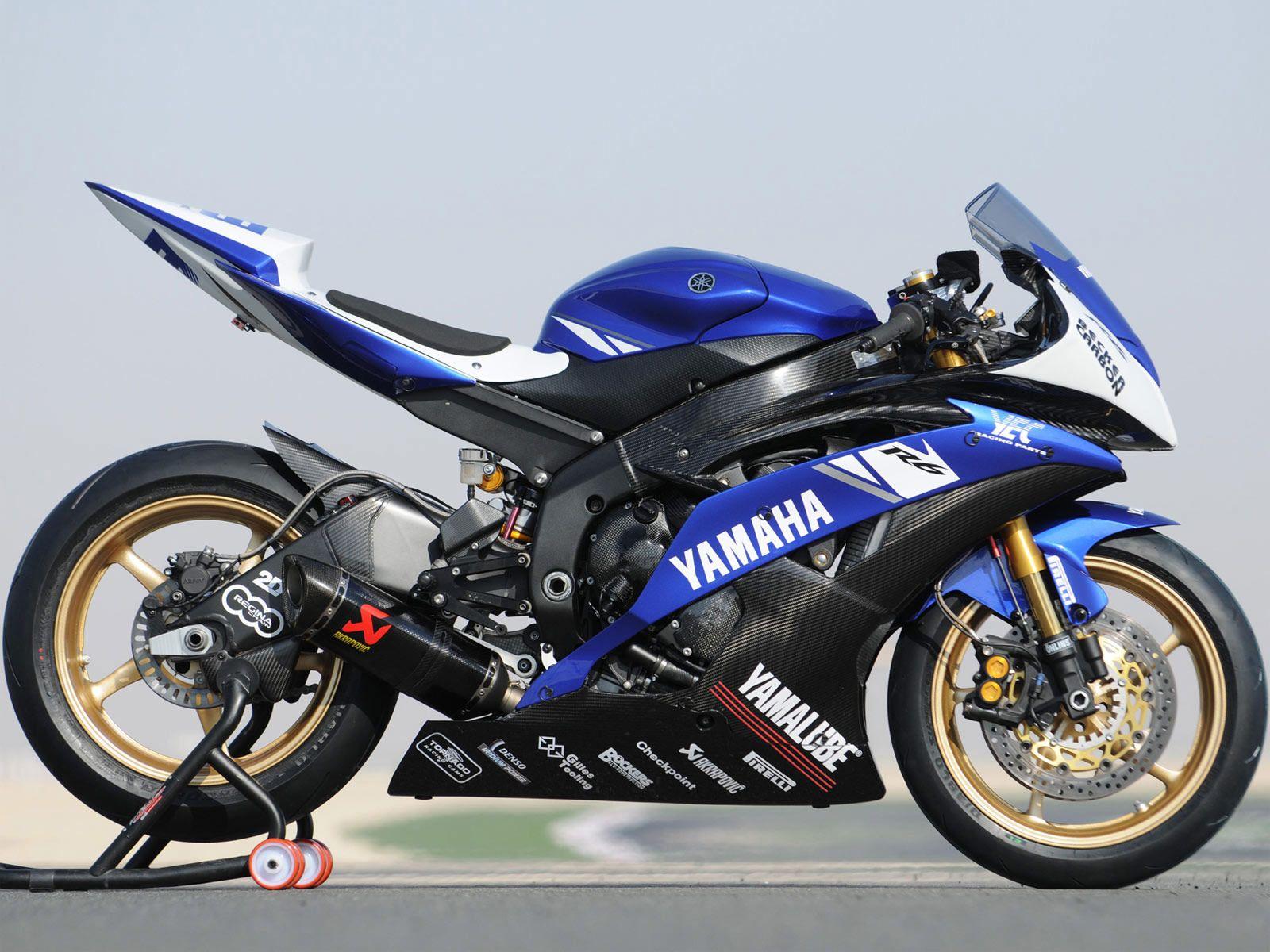 1600x1200 Custom Yamaha R1. Wallpaper For Desktop