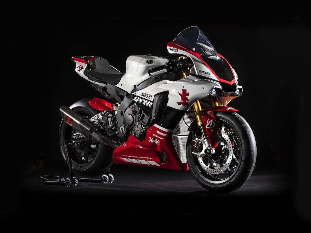 1024x768 Yamaha YZF R1 GYTR Price: €500