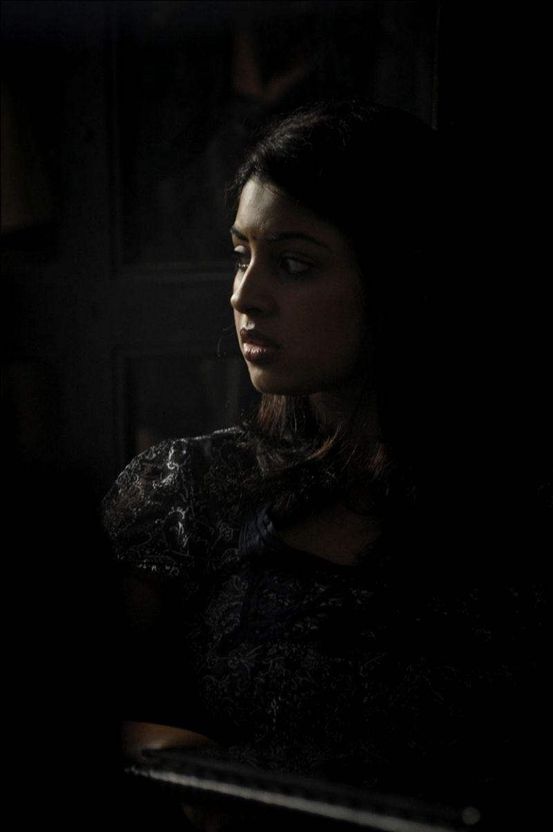 800x1204 of Mayakkam Enna Tamil Movie HD Wallpaper Sulekha Movies