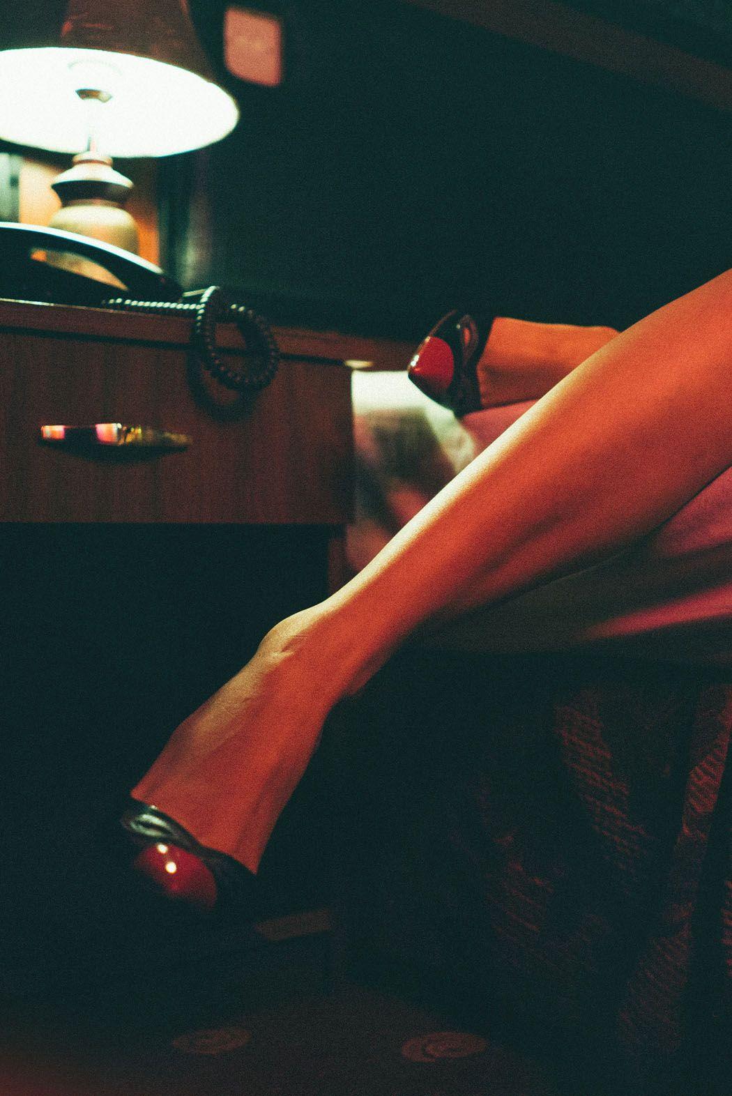 1050x1572 Dreamy Wong Kar Wai Inspired Image