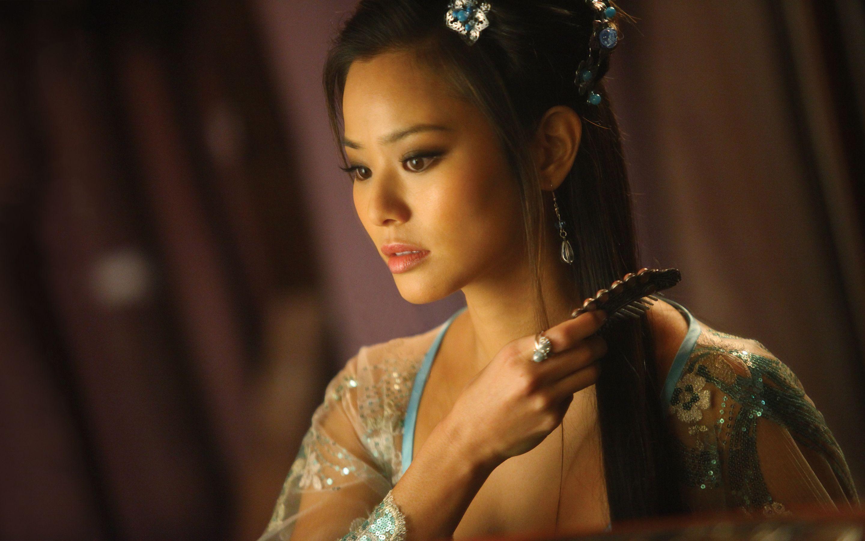 2880x1800 Jamie Chung wallpaperx1800