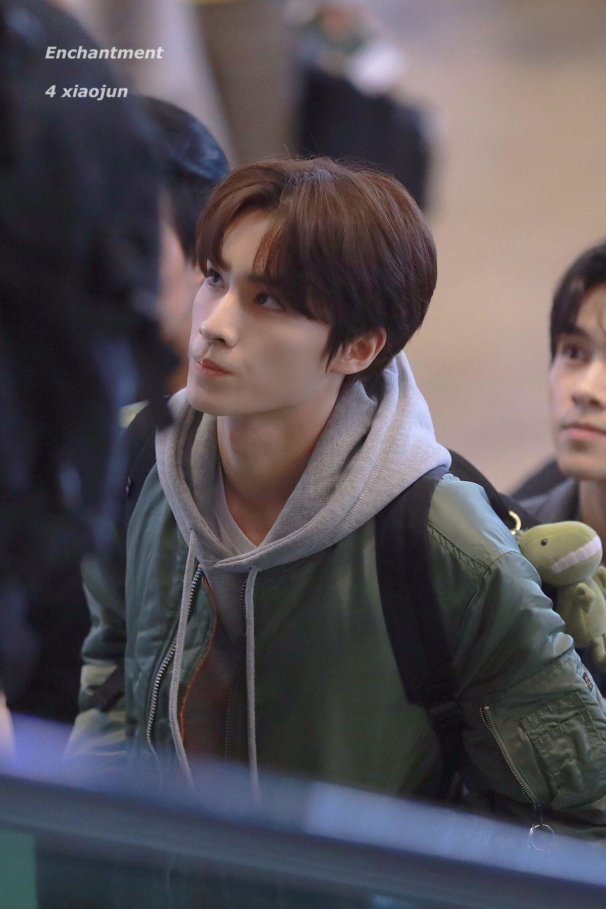 1200x1800 Xiaojun