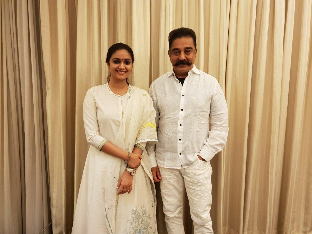 1280x960 Keerthy Suresh with Kamal Hassan #Mahanati #Keerthysuresh. Mobile wallpaper, Actresses, HD wallpaper for mobile