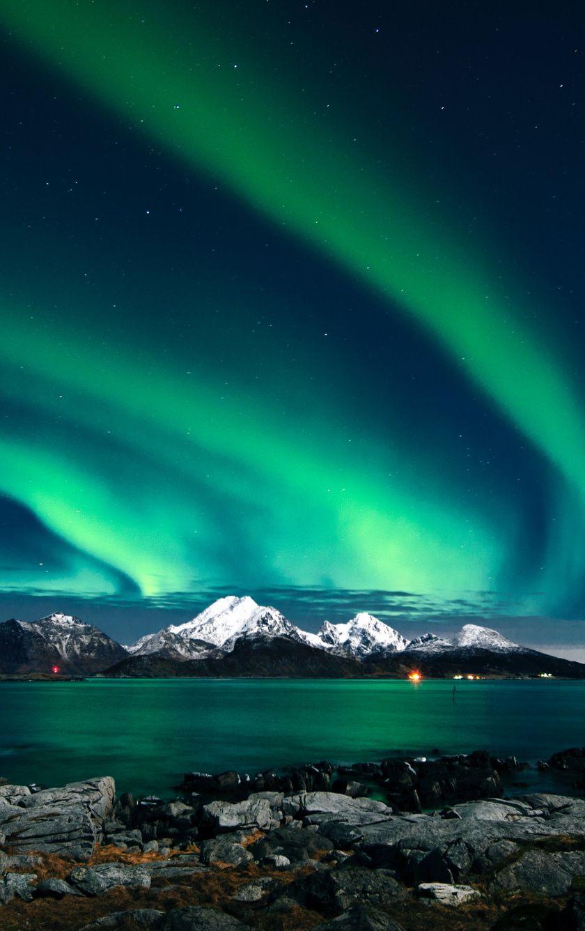 Aurora Borealis Iphone Wallpapers Top Free Aurora Borealis Iphone Backgrounds Wallpaperaccess