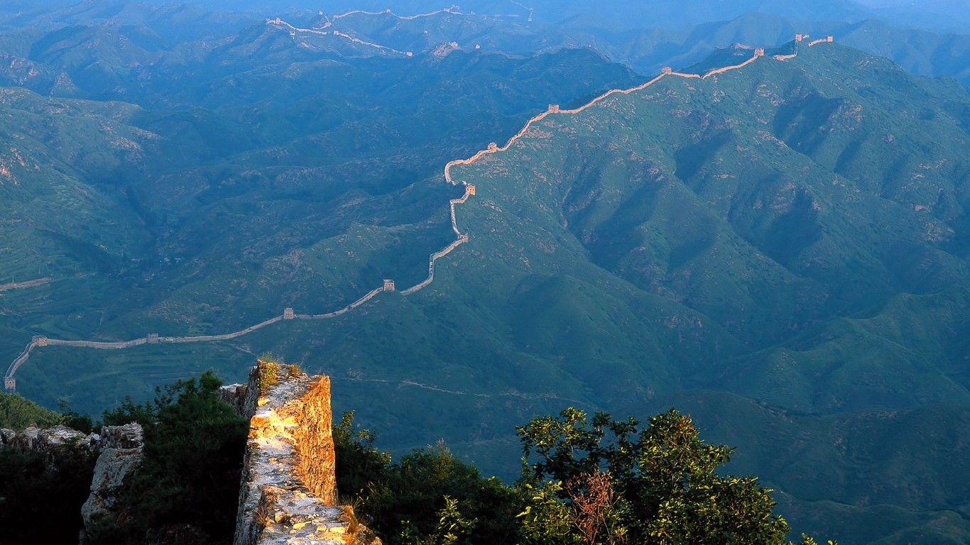 1366x768 Majestic Great Wall Wallpaper Desk