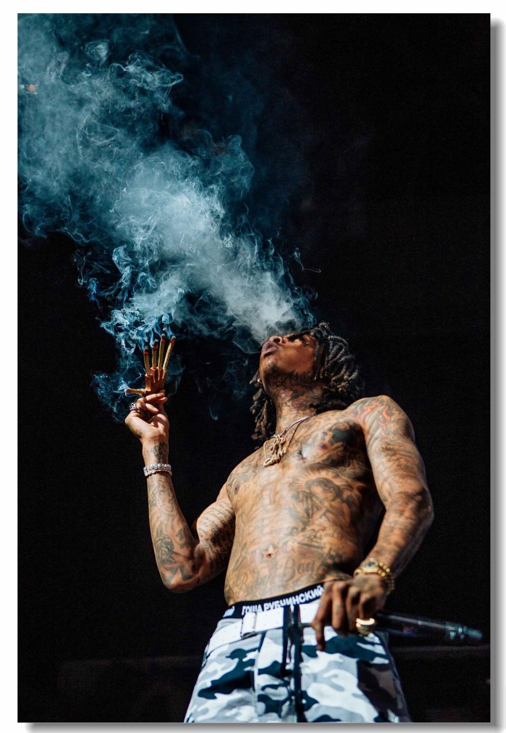 1000x1449 Wiz Khalifa Rapper Wallpaper