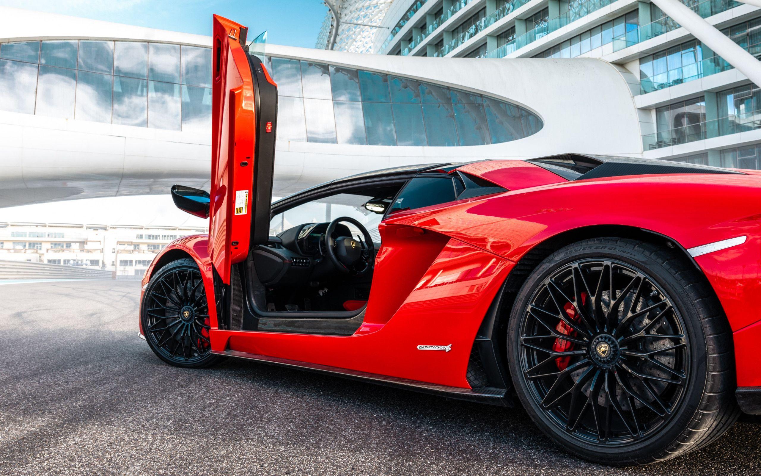 2560x1600 Download wallpaper: Lamborghini Aventador S Roadster 2560x1600