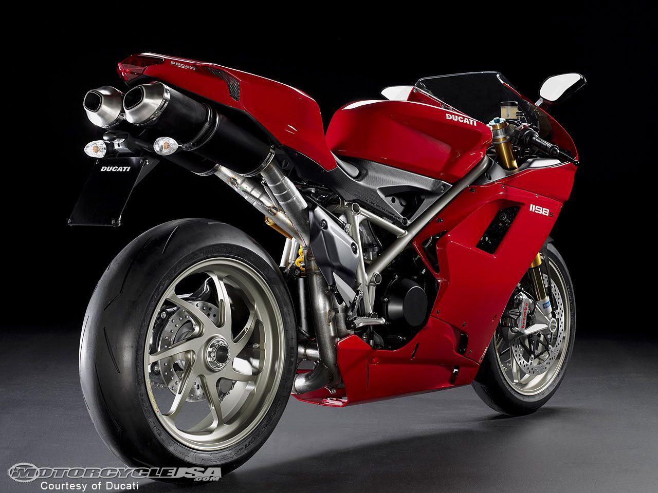 1280x960 Ducati 1198 Superbike wallpaperx960
