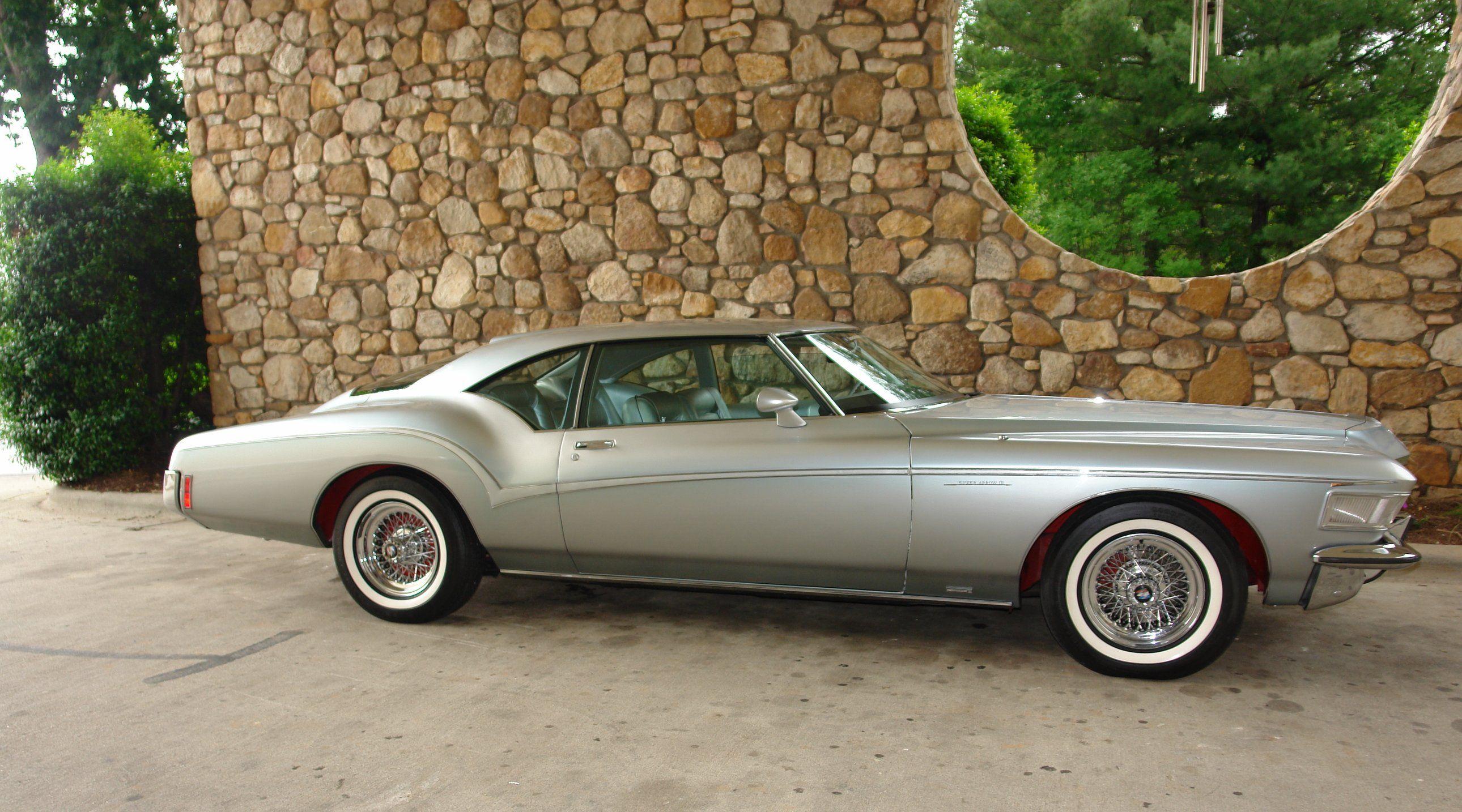 2580x1434 TopWorldAuto >> Photo of Buick Riviera Silver Arrow show car