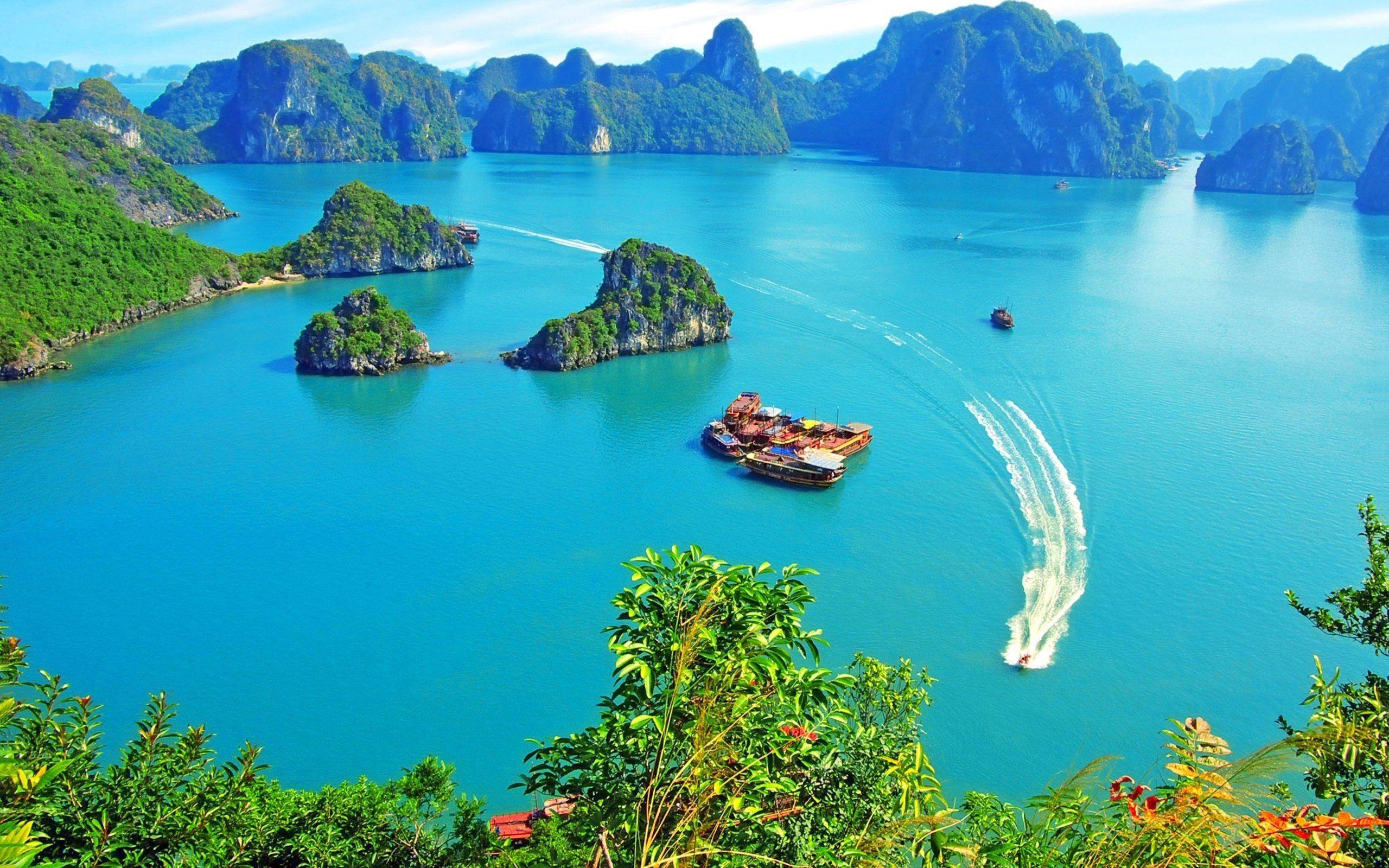 2560x1600 Halong Bay Vietnam Island Wallpaper Src Island Wallpaper Wallpaper Halong Bay HD Wallpaper