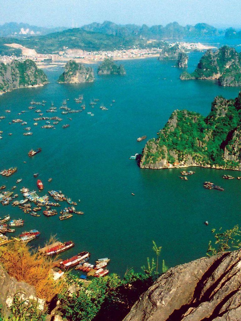 768x1024 Pretty Vietnam Aerial View iPad wallpaper