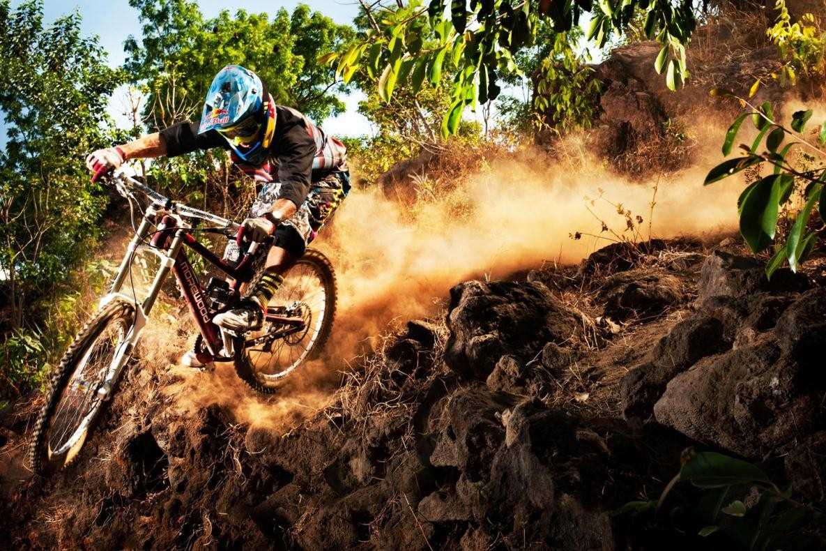 1185x790 Downhill Mtb Wallpaper
