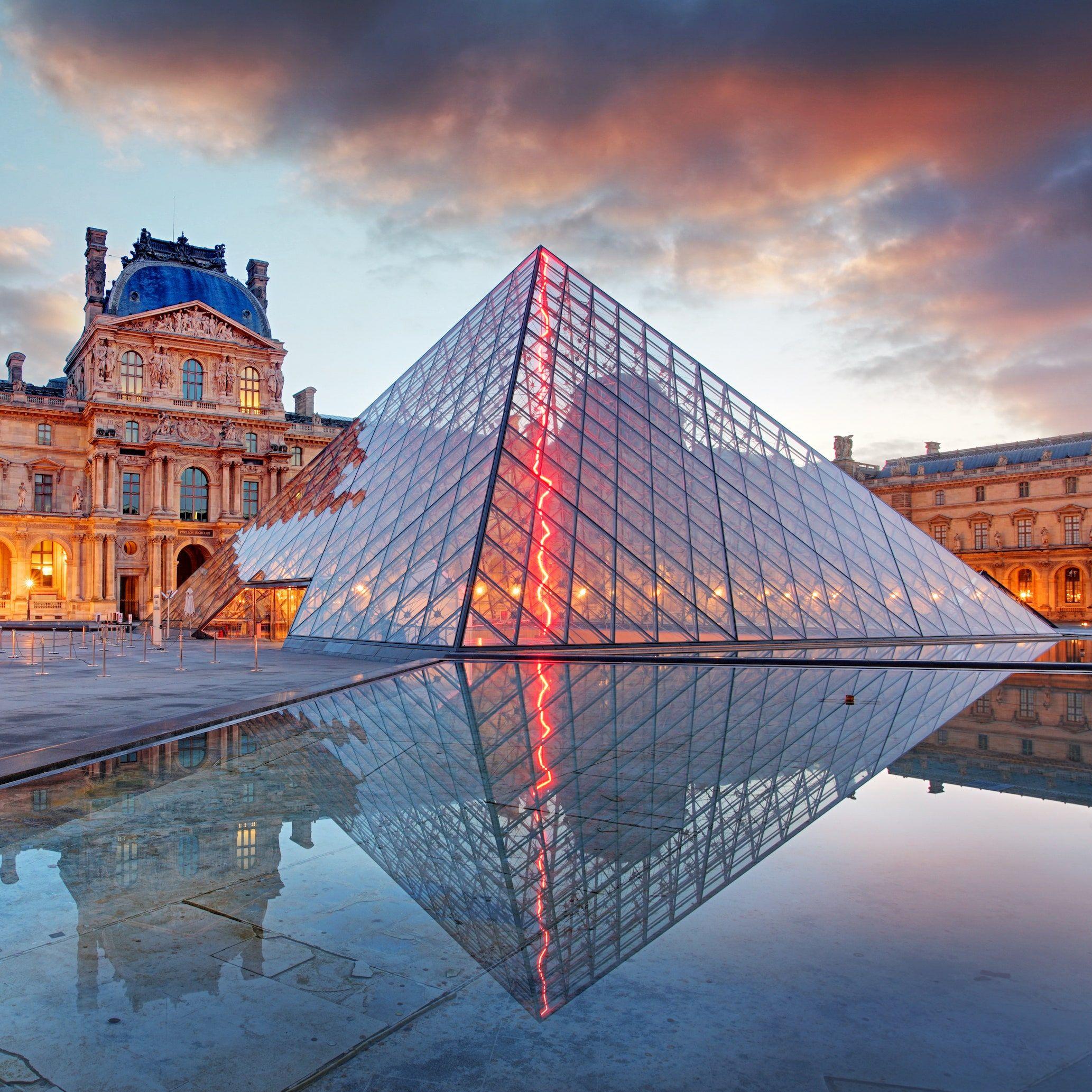 2066x2066 Secrets of the Louvre Museum in Paris