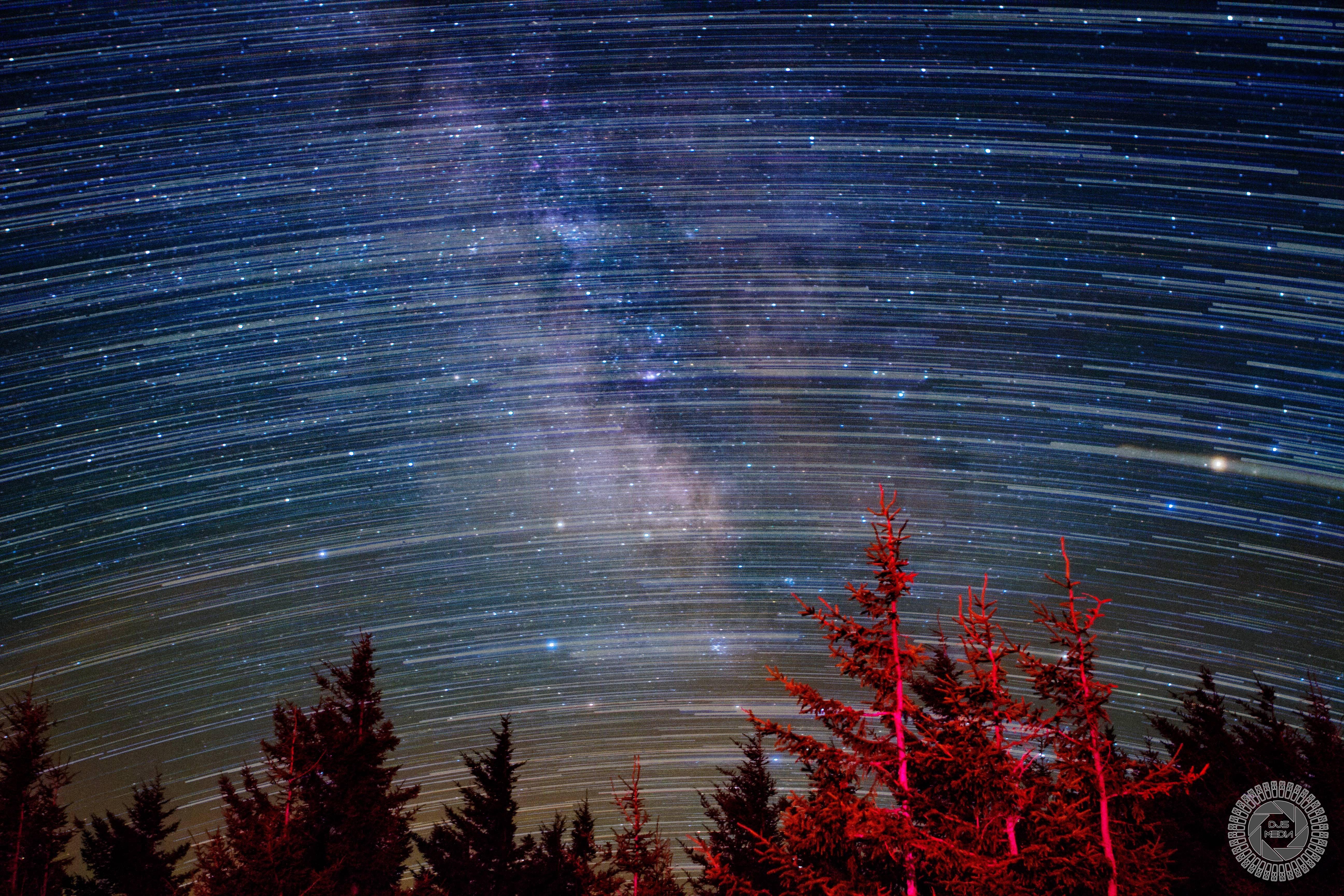 5184x3456 Star Trails around Polaris are wonderful and serene but we often forget that the movement of our Galaxy i. Digital art photography, Star trails, Background image