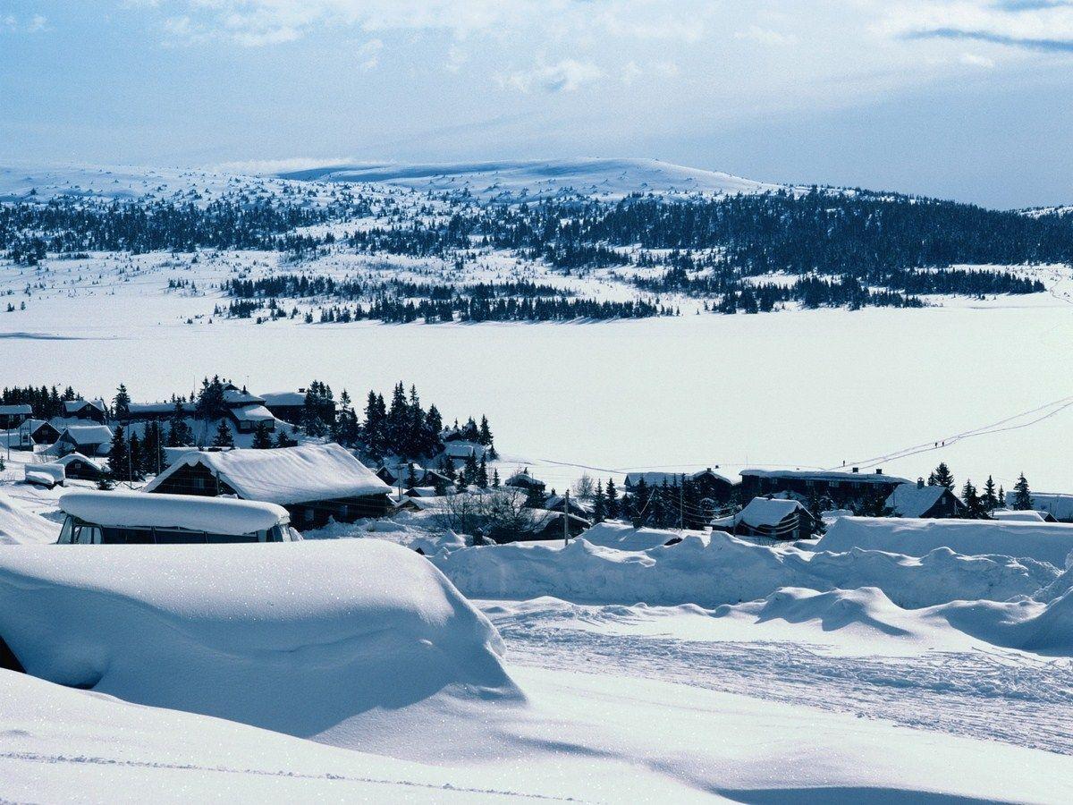 1200x900 Village Winter Snow Wallpaper [1200x900]