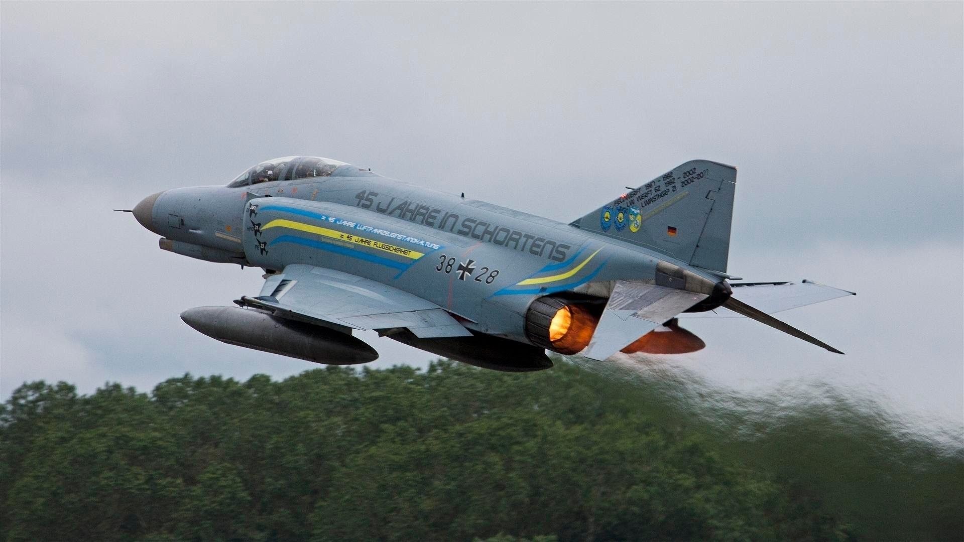 1920x1080 F4 Phantom Wallpaper
