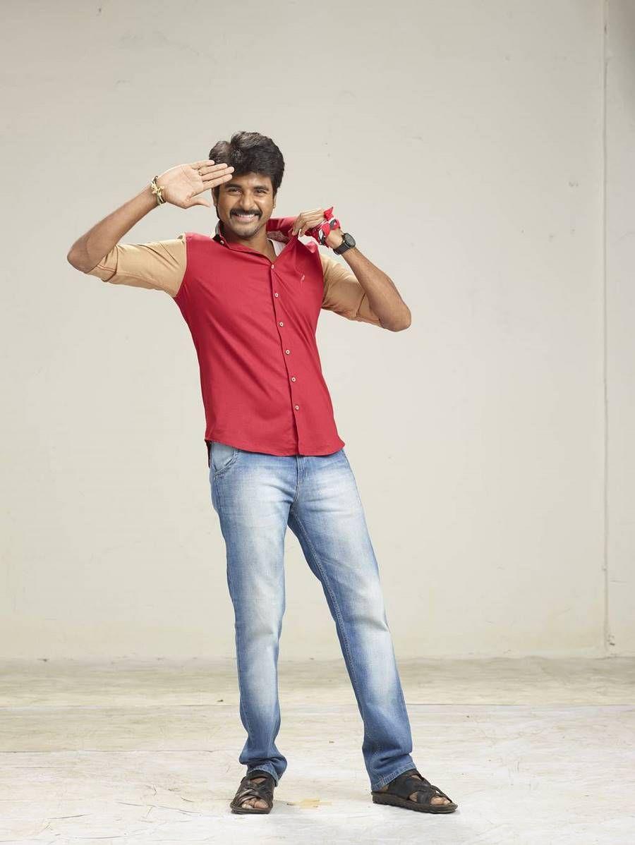 900x1198 Sivakarthikeyan Rajini Murugan HD New Stills