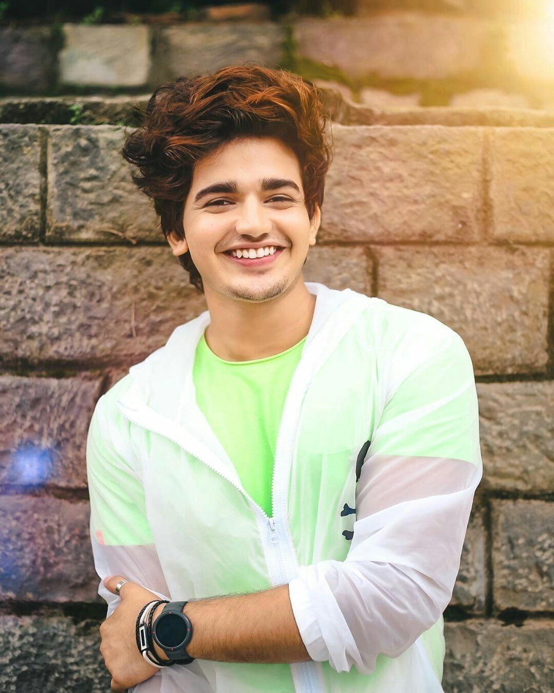 1080x1350 Vishal Pandey Wallpaper