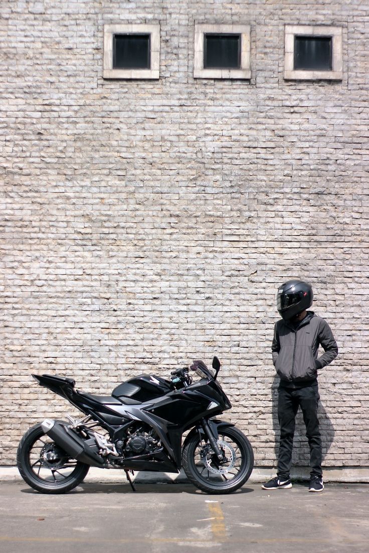 736x1104 Honda CBR 150R 2016
