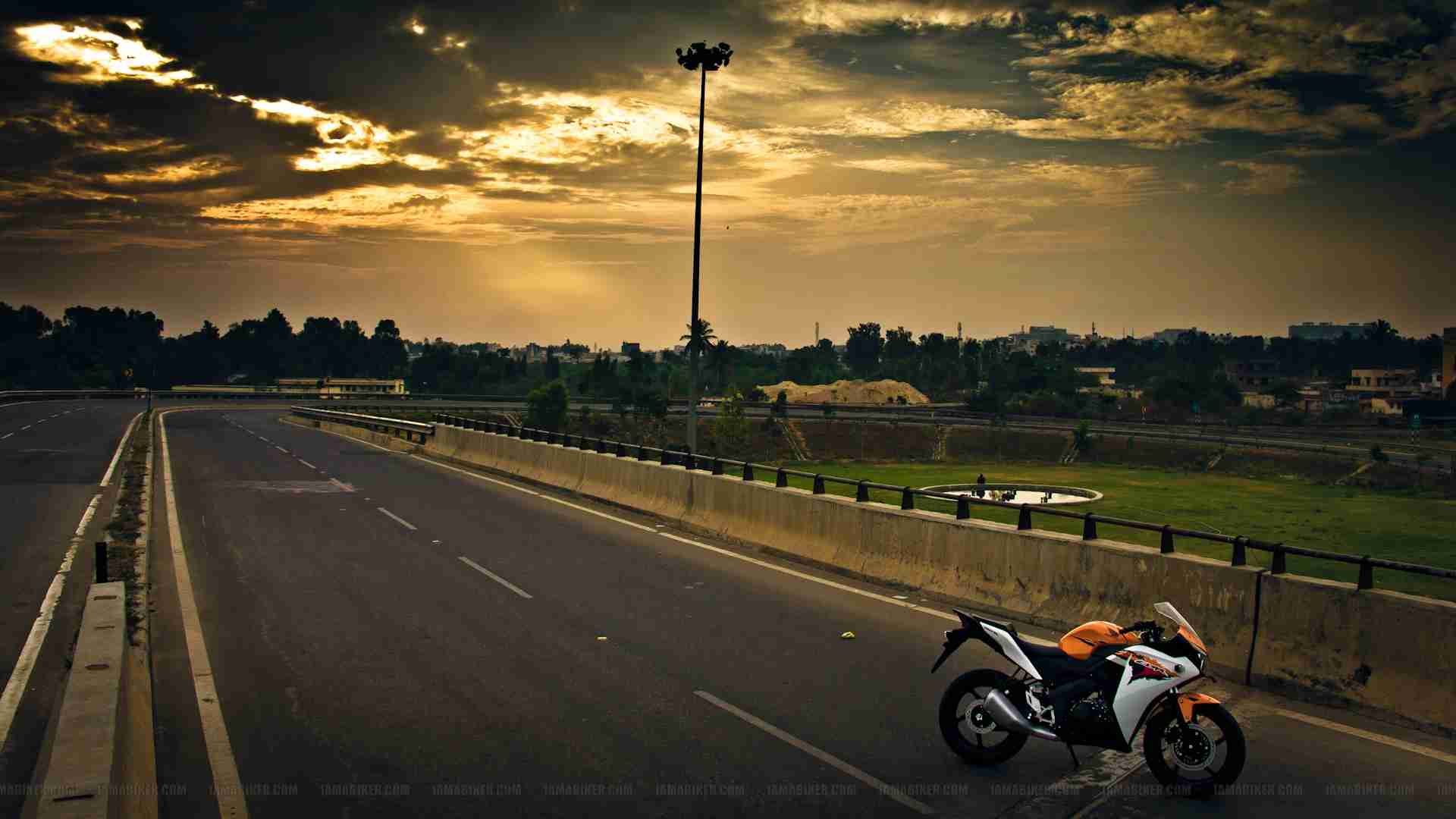 1920x1080 Honda CBR 150R HD wallpaper