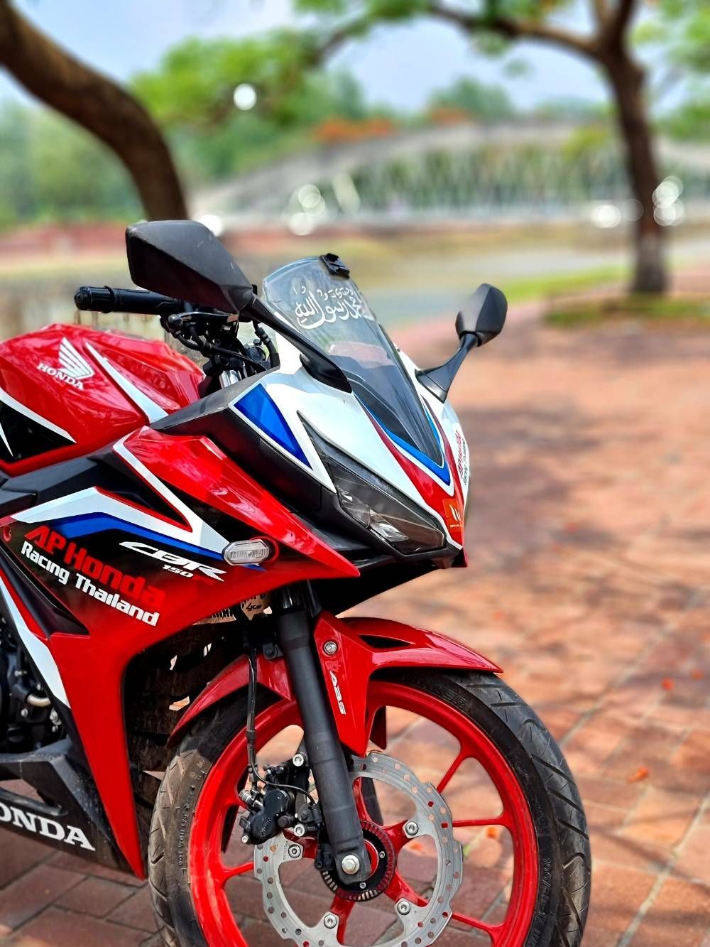 1000x1333 Honda CBR 150r