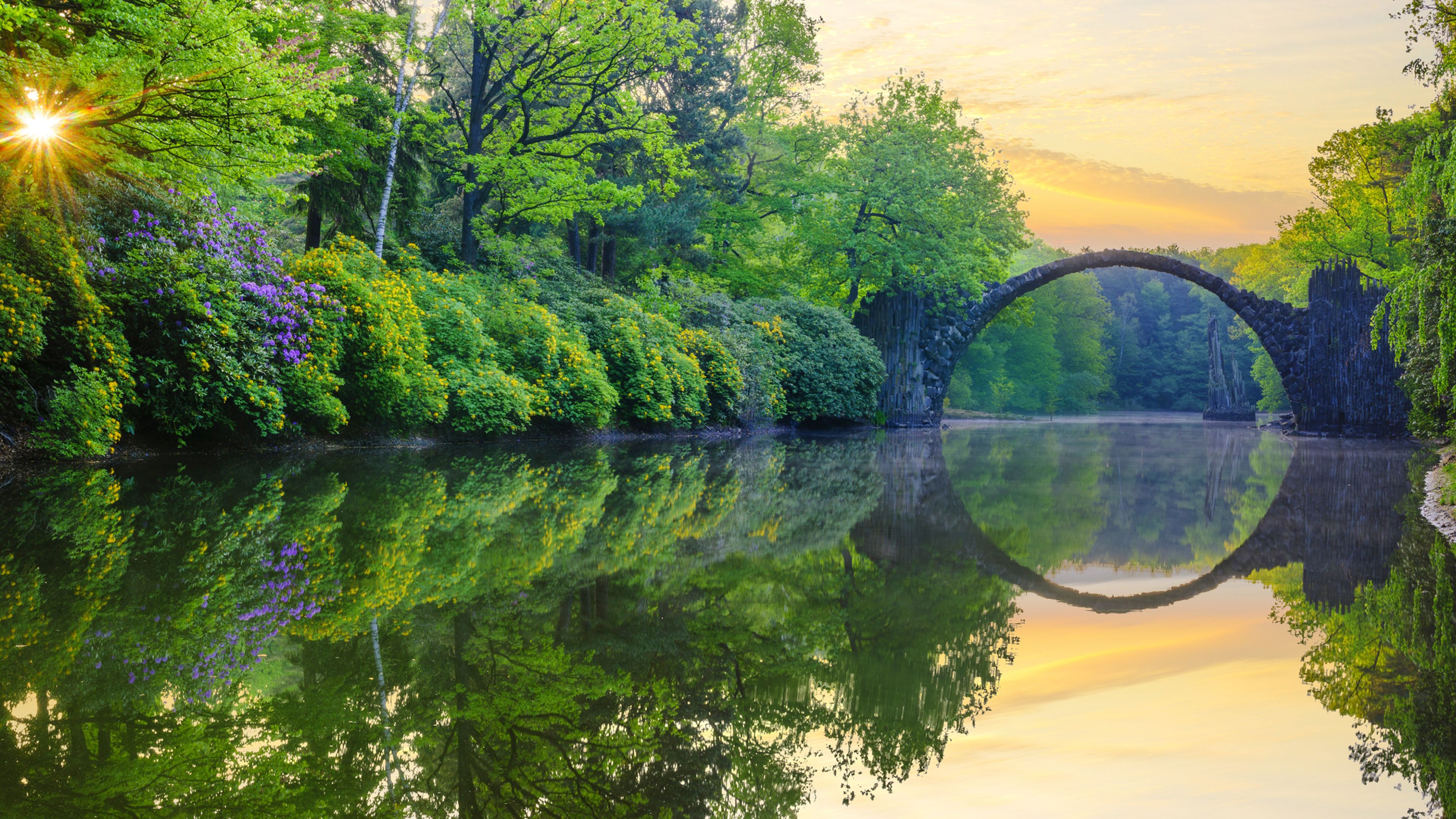3840x2160 Devil's Bridge Over Tranquil German River