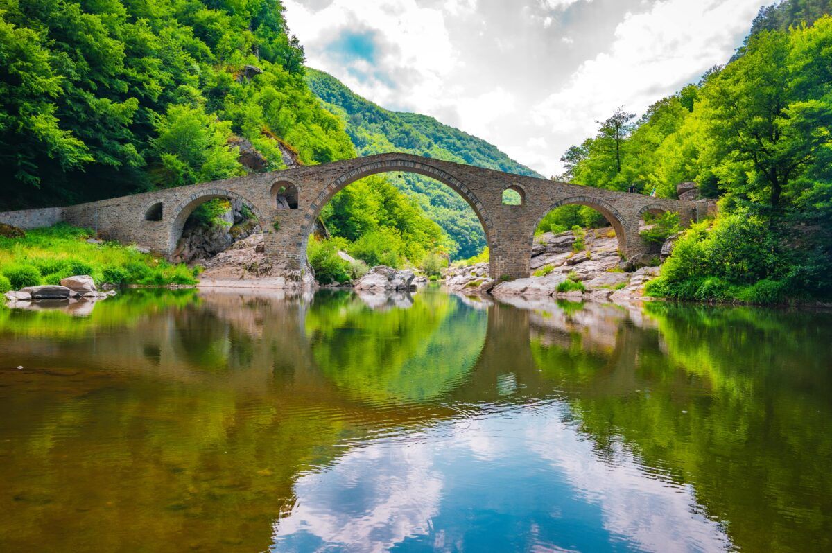 1200x798 The Devil's Bridge over the Arda River