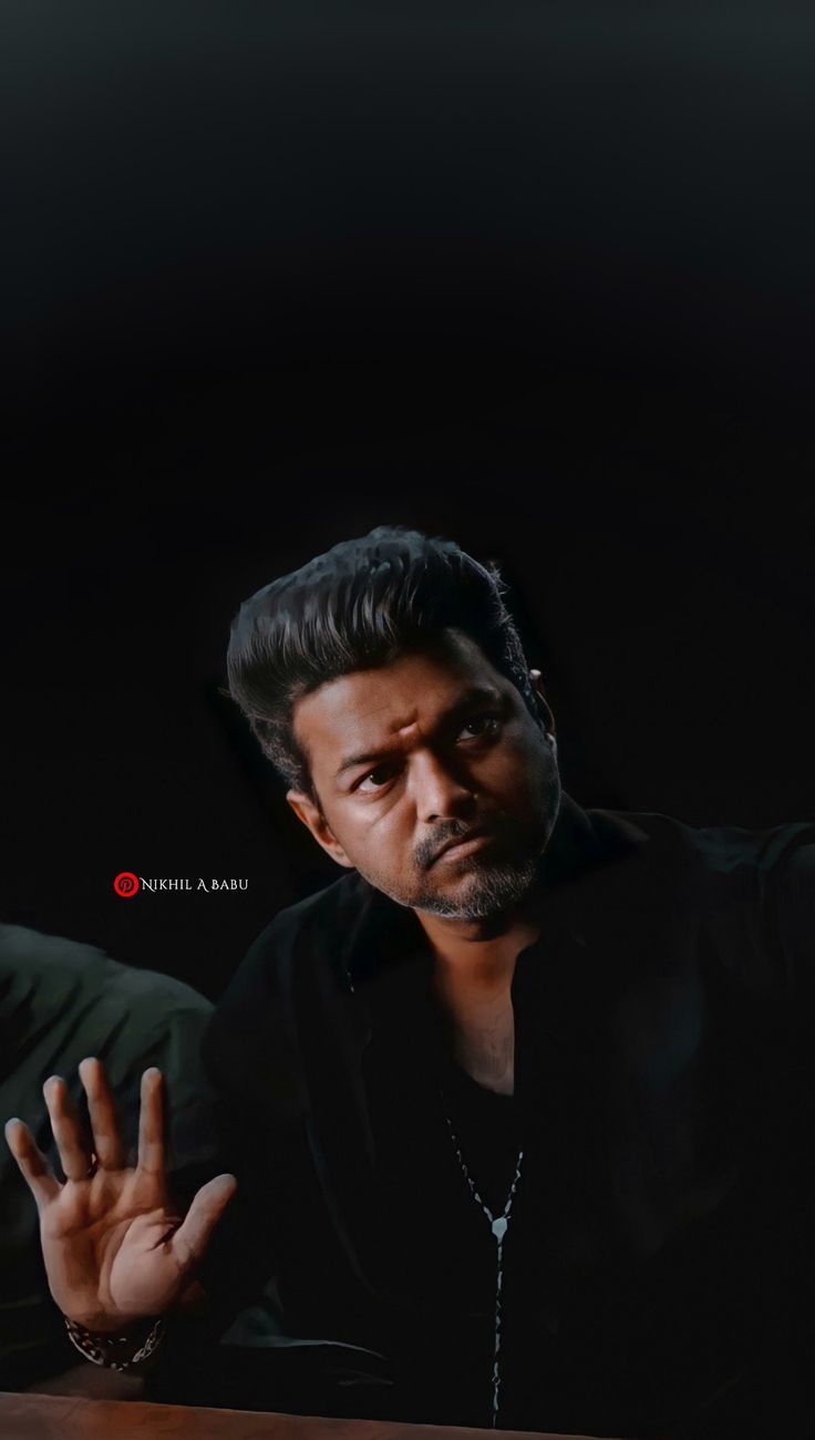 736x1300 Thalapathy Vijay Bigil Rayappan Wallpaper