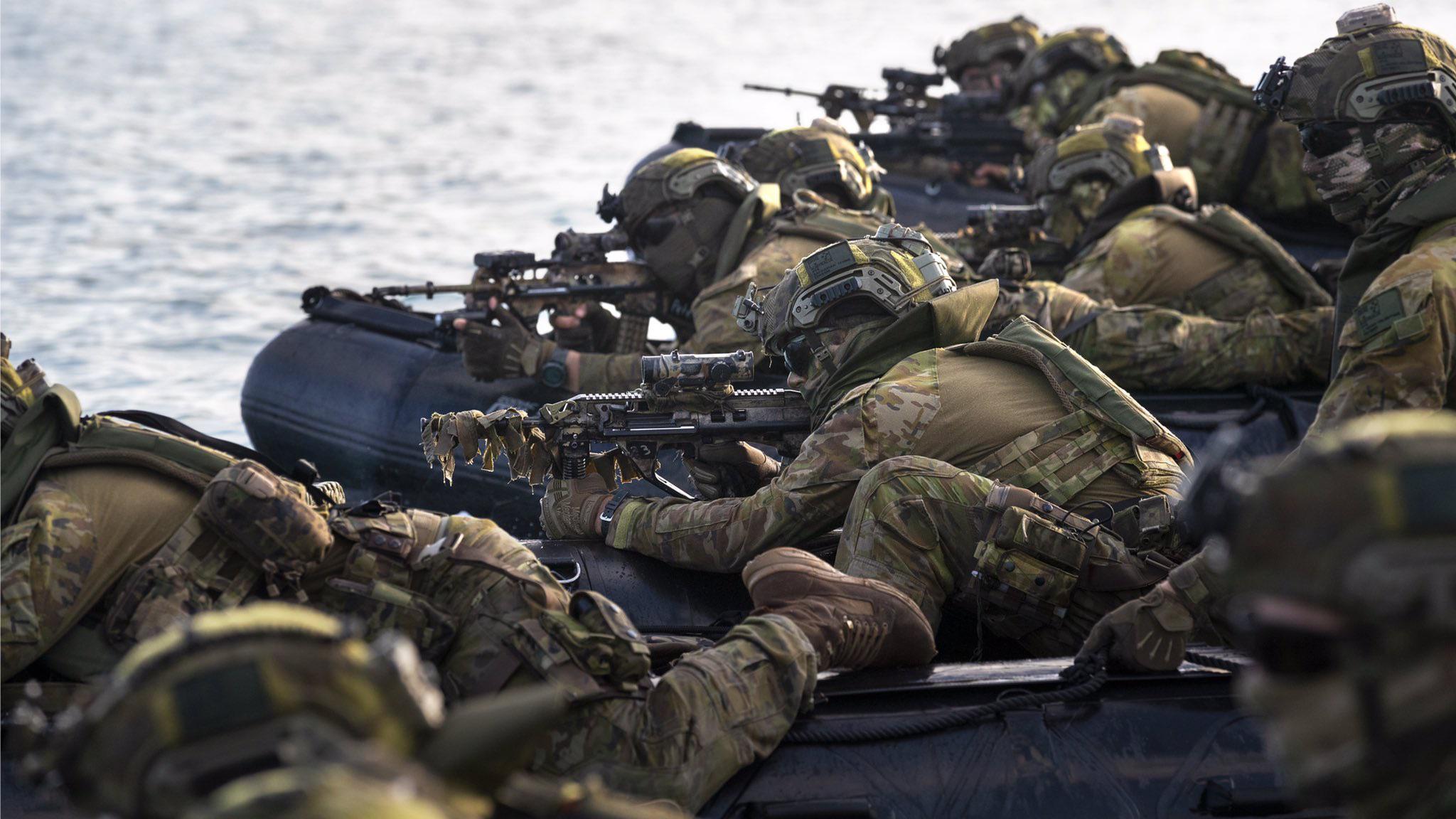 2048x1152 Australian Army Soldiers from 2RAR during training, 2019. [2048x1152]