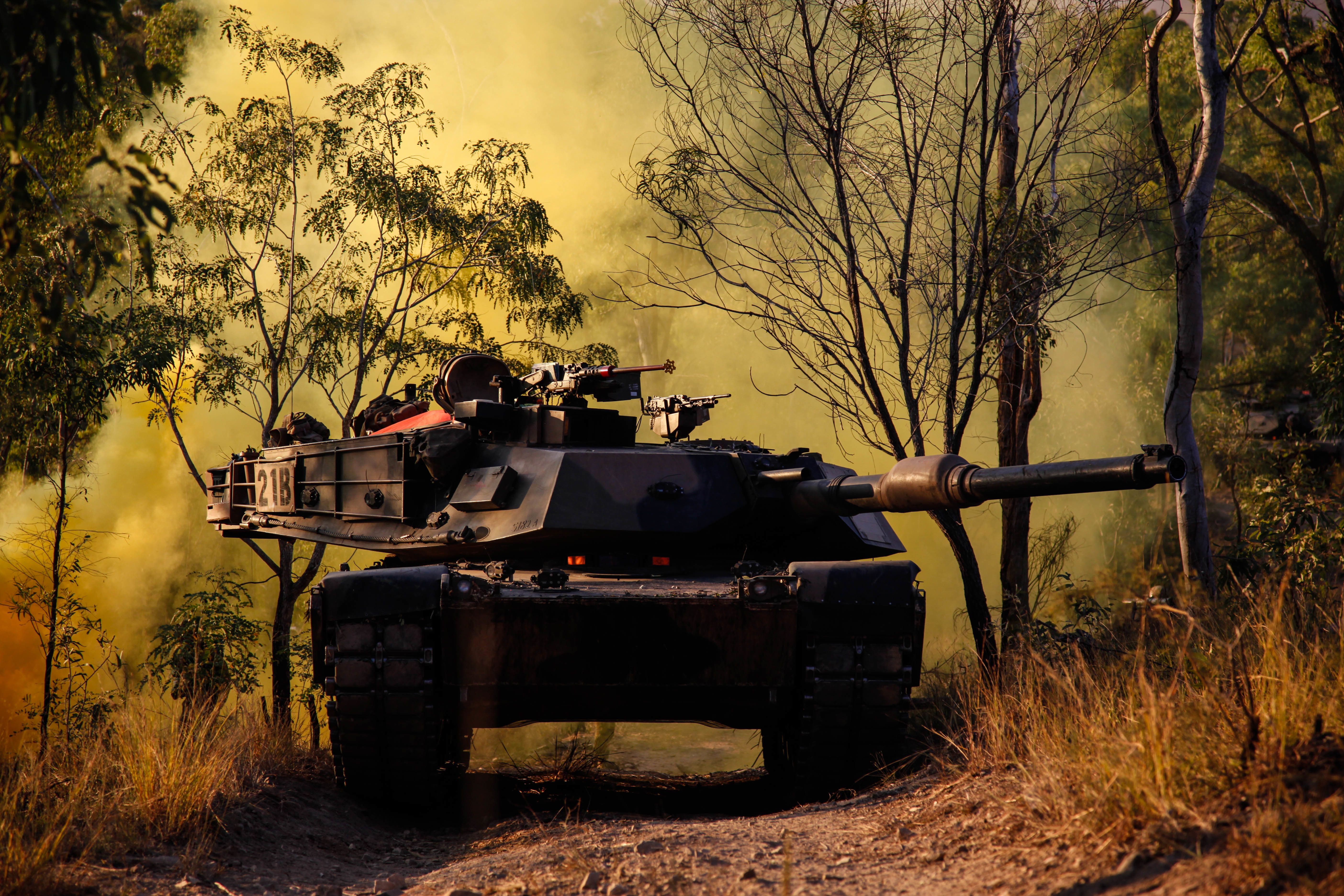 5616x3744 Australian Army M1A1 Abrams tank during exercise Hamel