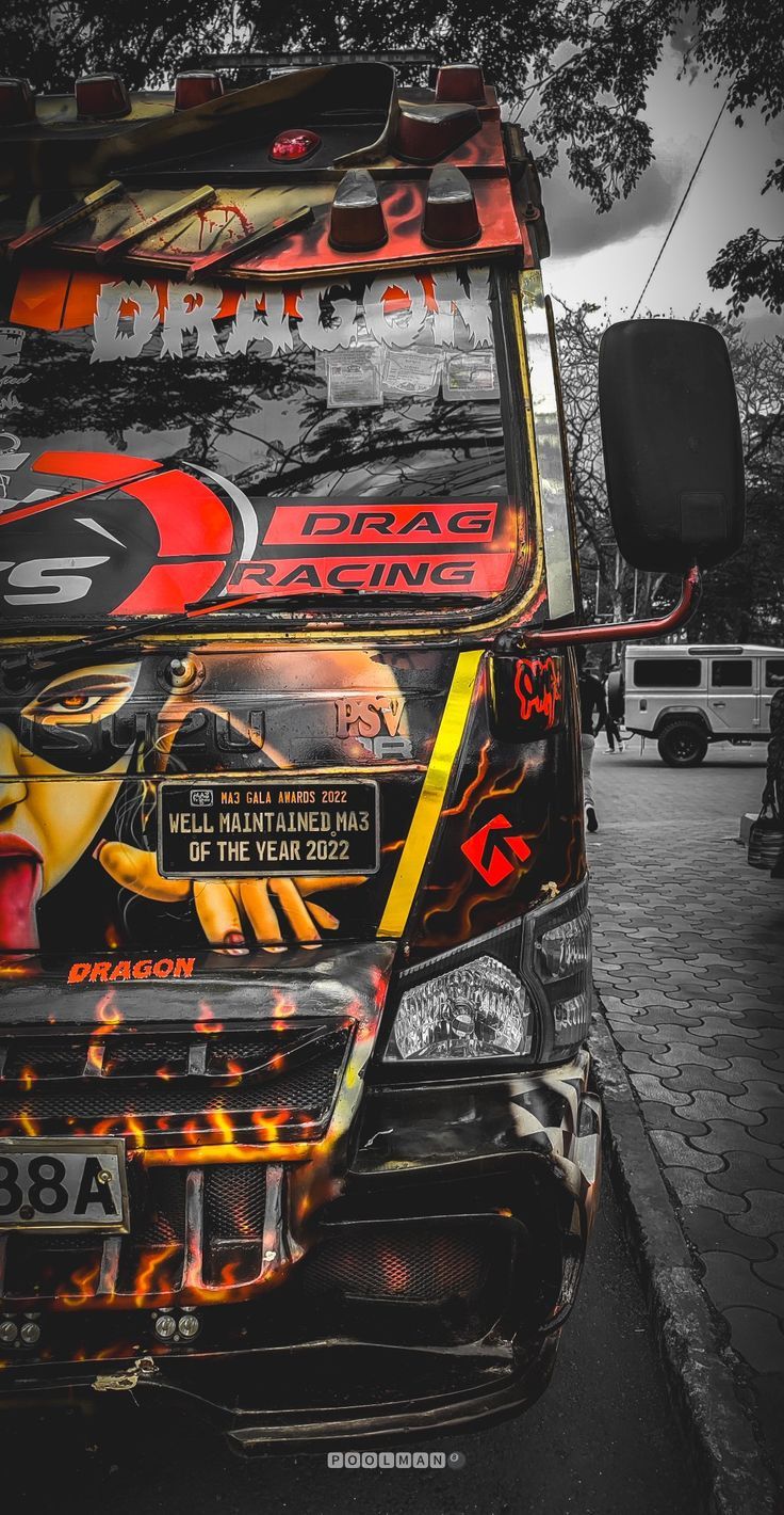 736x1420 Nganya pic in Kenya