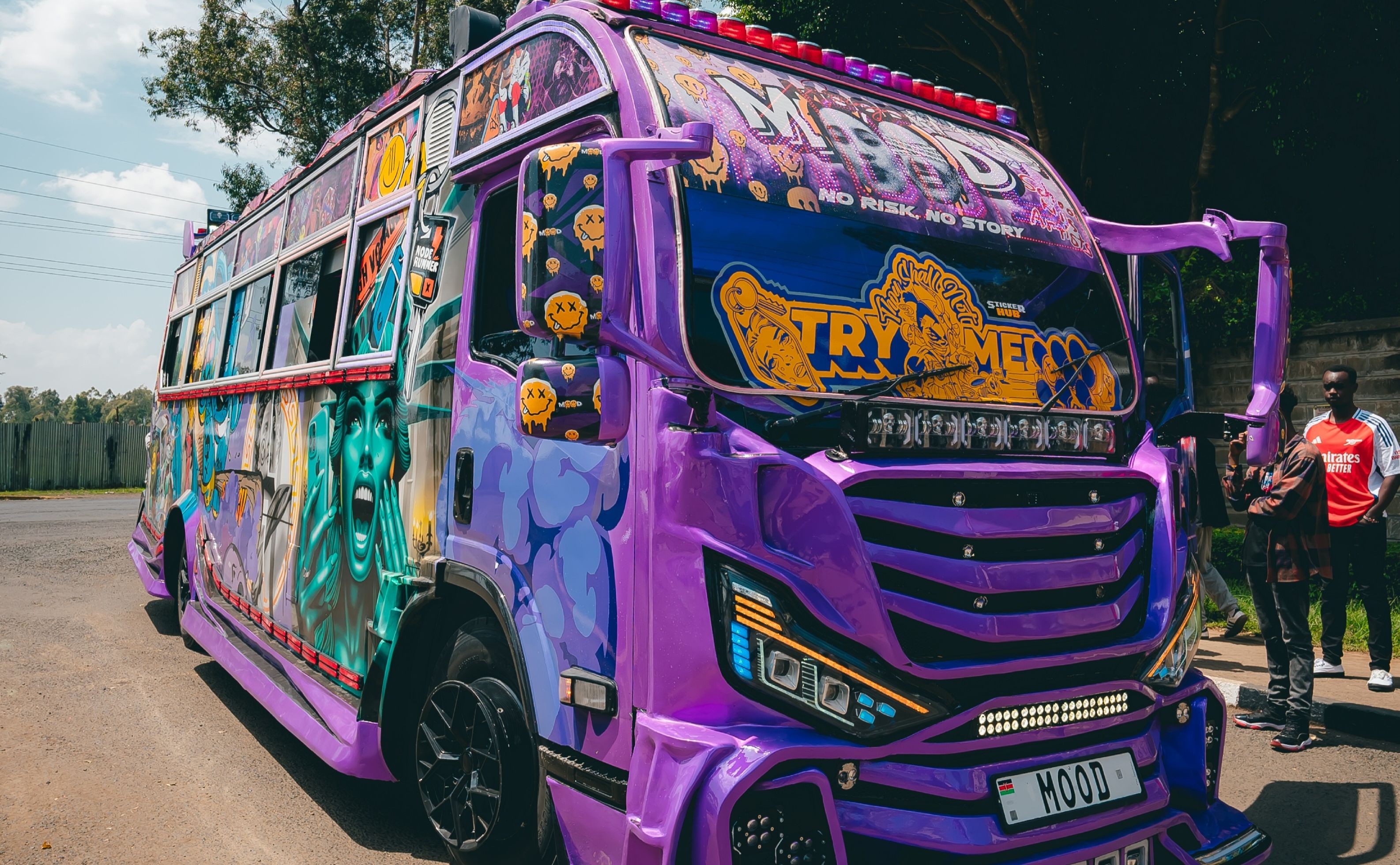 3172x1960 Inside the 'Mood' Matatu: Crew Reveals Life, Fame, & Day's Earnings
