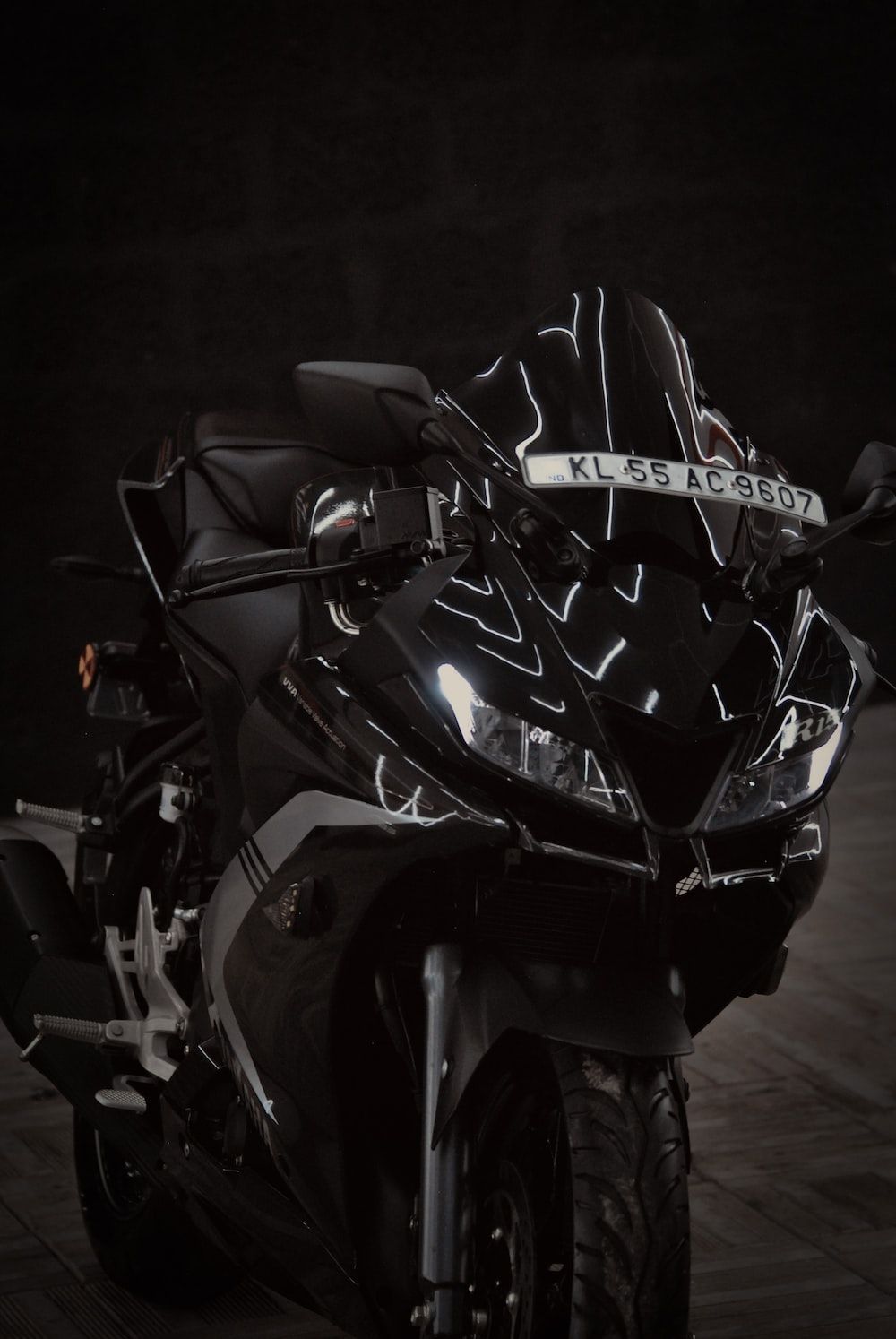 1000x1494 Hd Wallpaper R15 Black Colour Yamaha R15 V4 Dark Knight