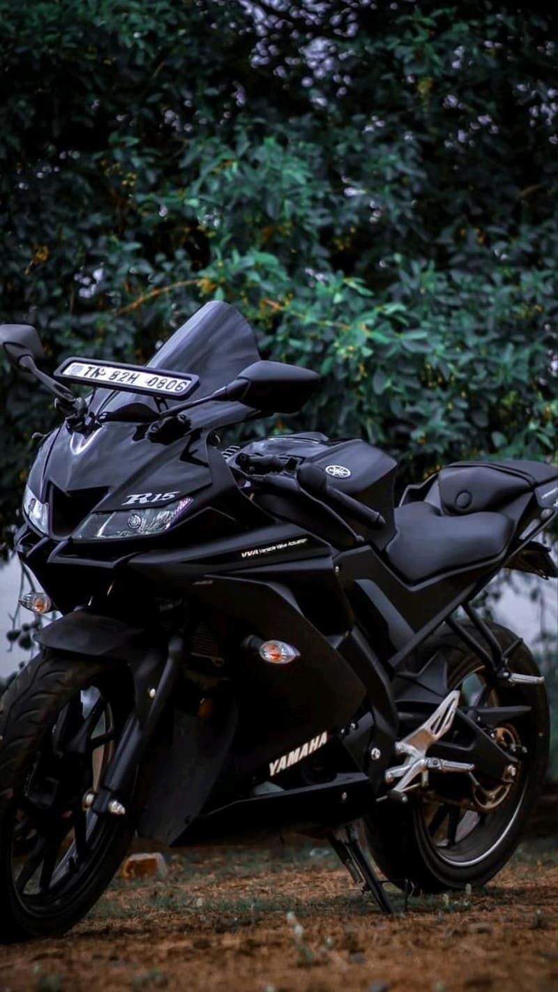800x1422 Yamaha R Matte Black, bike sidelook, parked bike, HD phone wallpaper