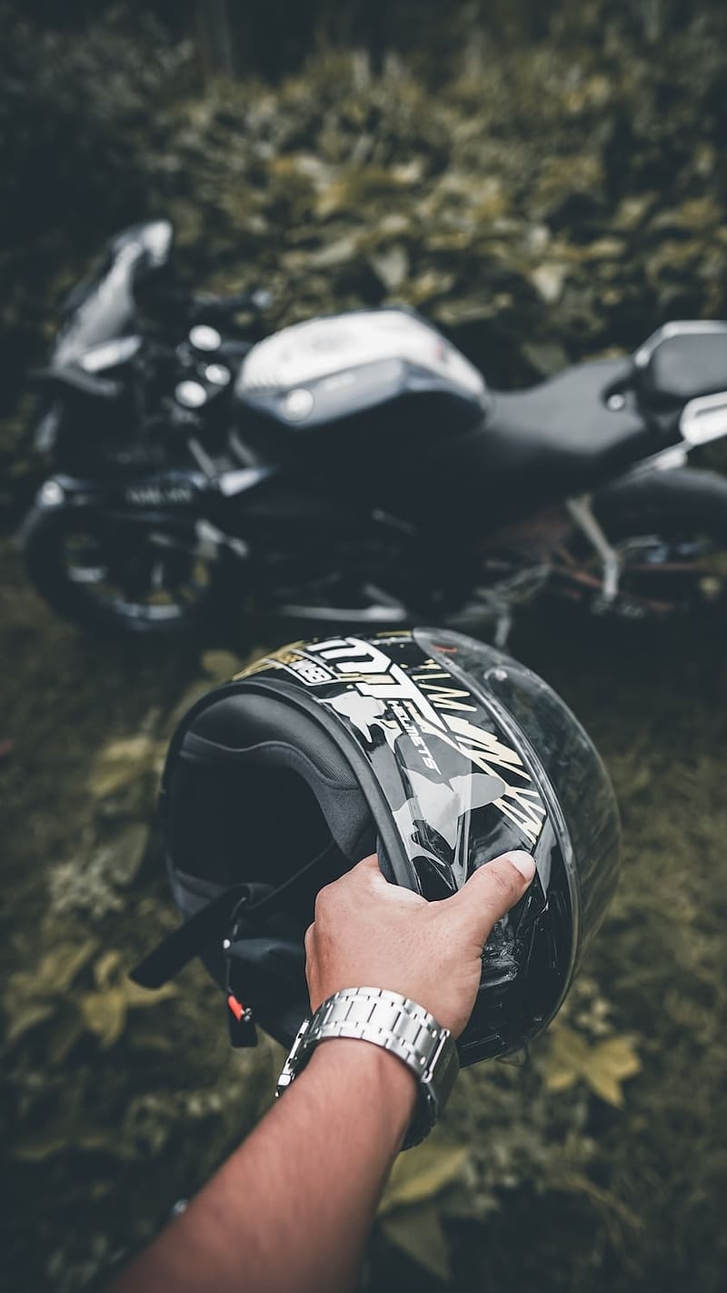 800x1422 2732x768px, 2K free download. R15 V helmet, yamaha, HD phone wallpaper