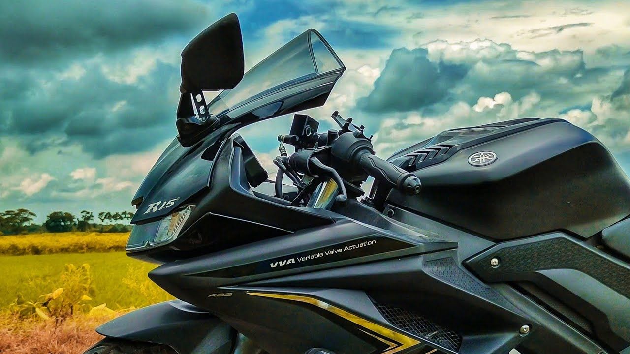 1280x720 R15 V3 Dark Knight BS6 2021