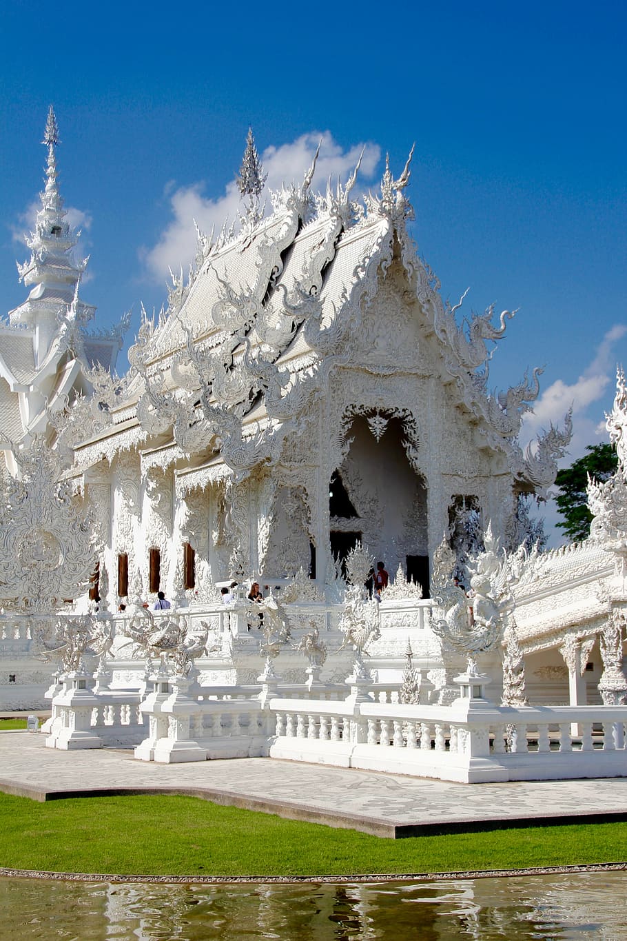 910x1365 Wat rong khun white temple 1080P, 2K, 4K, 5K HD wallpaper free download