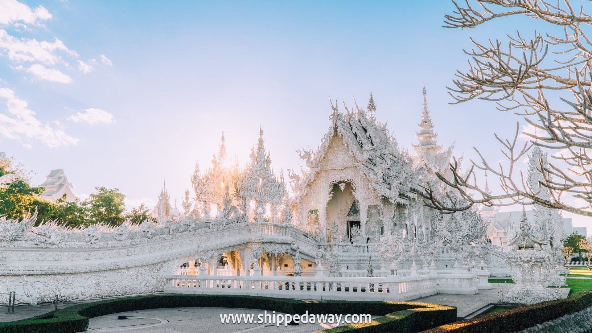 1920x1080 White Temple in Chiang Rai: Wat Rong Khun (Visitor's Guide)