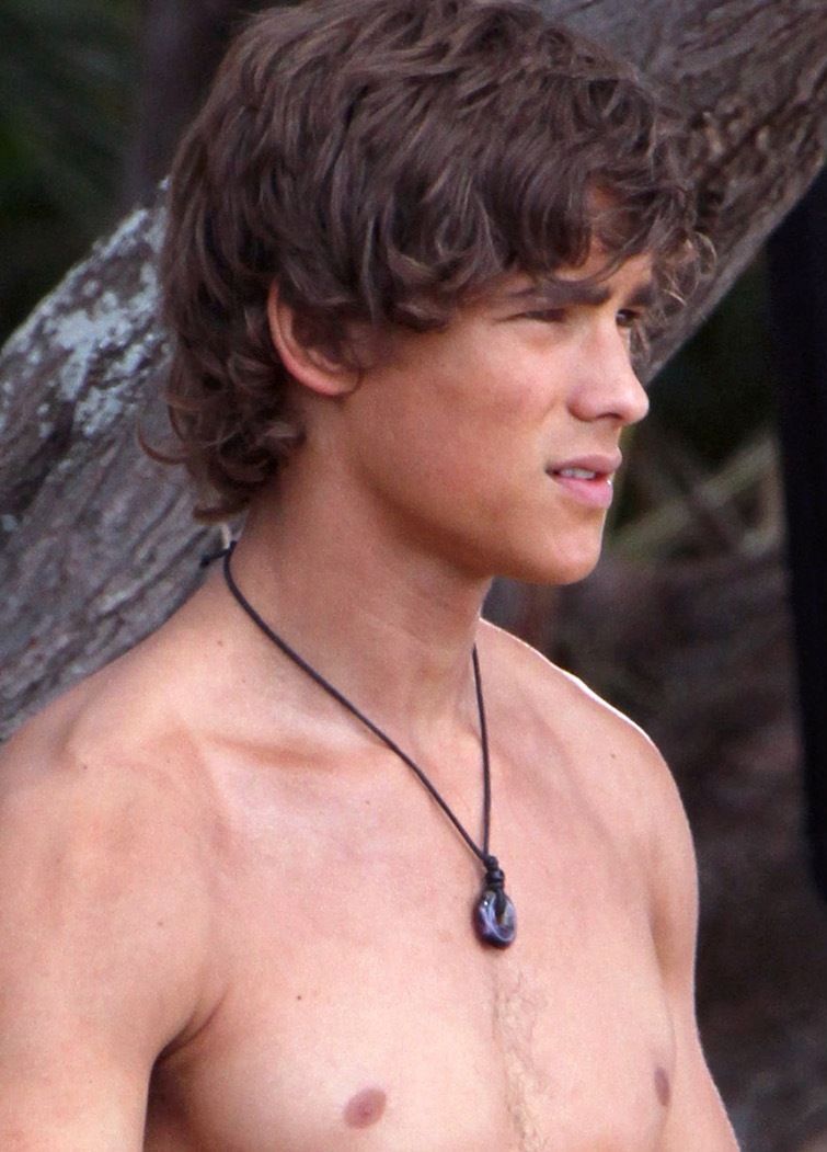 755x1051 Brenton thwaites ideas. brenton thwaites wallpaper, brenton thwaites blue lagoon, brenton thwaites pirates caribbean