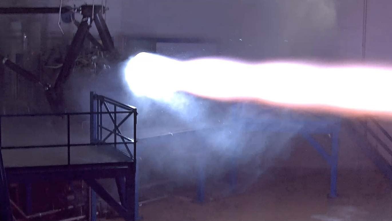 1370x771 Elon Musk reveals first photo of SpaceX's powerful new Raptor engine