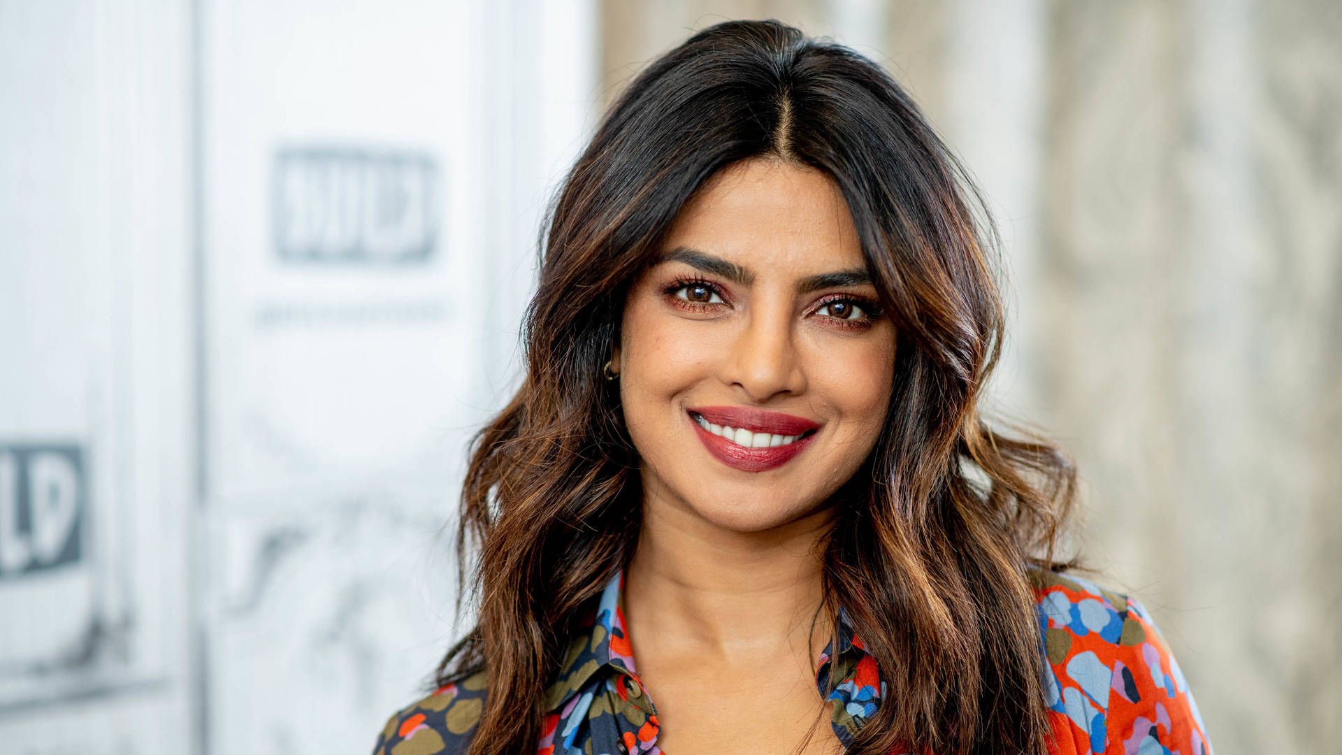 1920x1080 Priyanka Chopra Teeth: Veneers, Before & After Smile Evolution