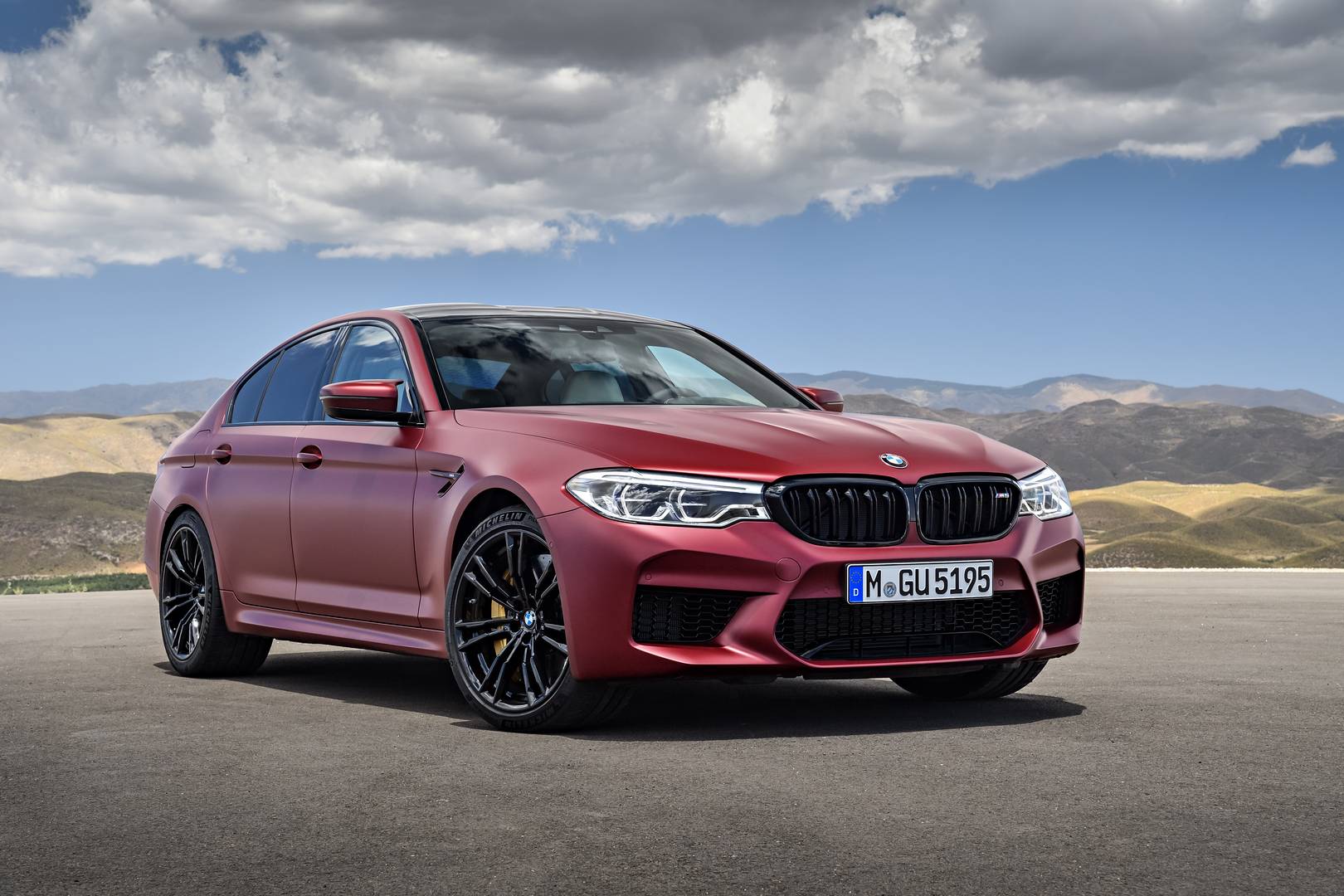 1620x1080 Official: 2018 BMW F90 M5