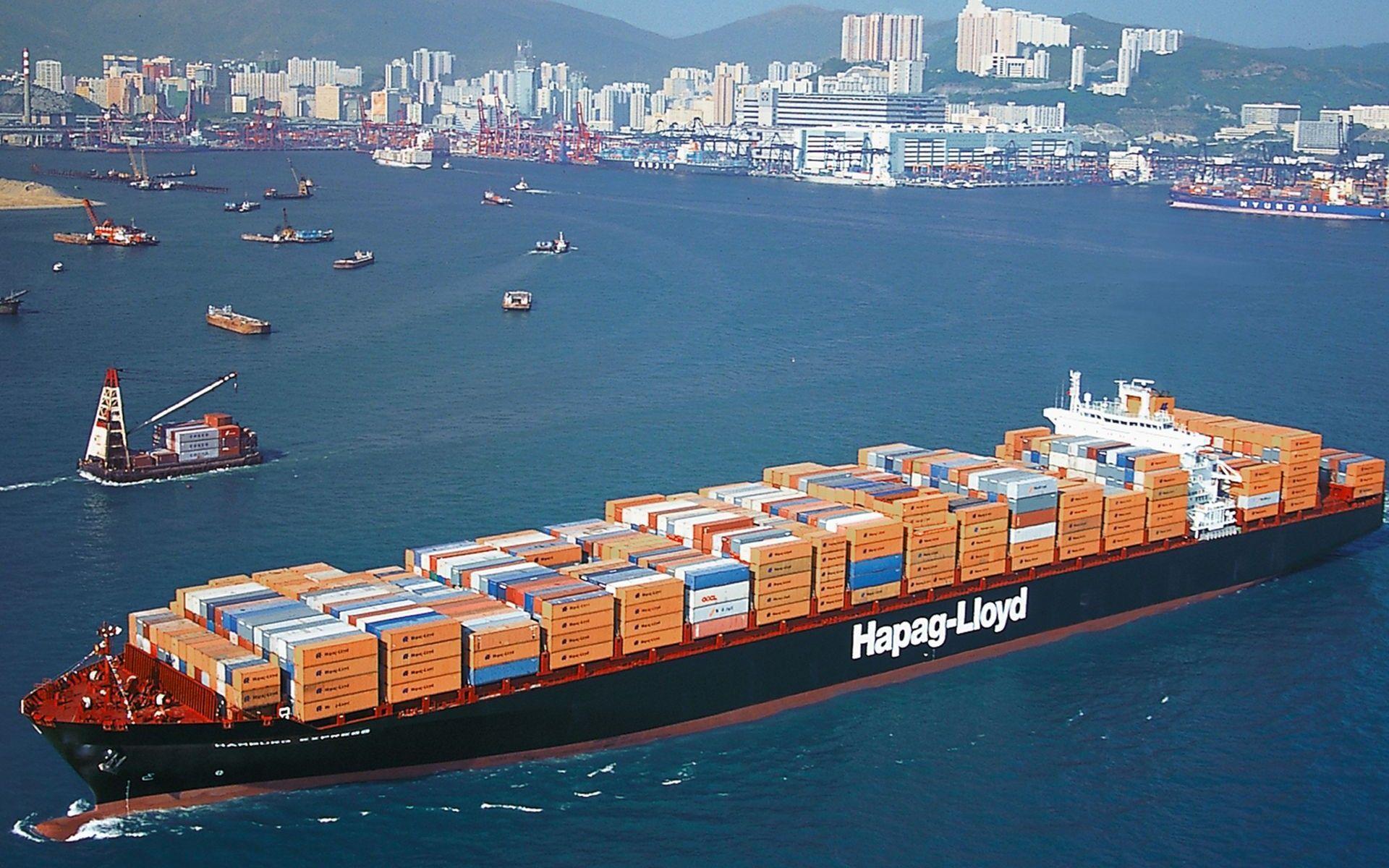 Грузовое судно. Контейнер морской Hapag-Lloyd. Контейнер Hapag Lloyd корабль. Порт Австралия контейнеровоз. Шанхайский экспресс контейнеровоз.